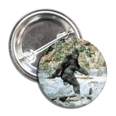Bigfoot Pin Back Button - Vintage Cryptid Enamel Pin Badge for Backpacks, Jackets & Hats - Collectible Sasquatch Accessory for Hikers & Cryptozoology Fans