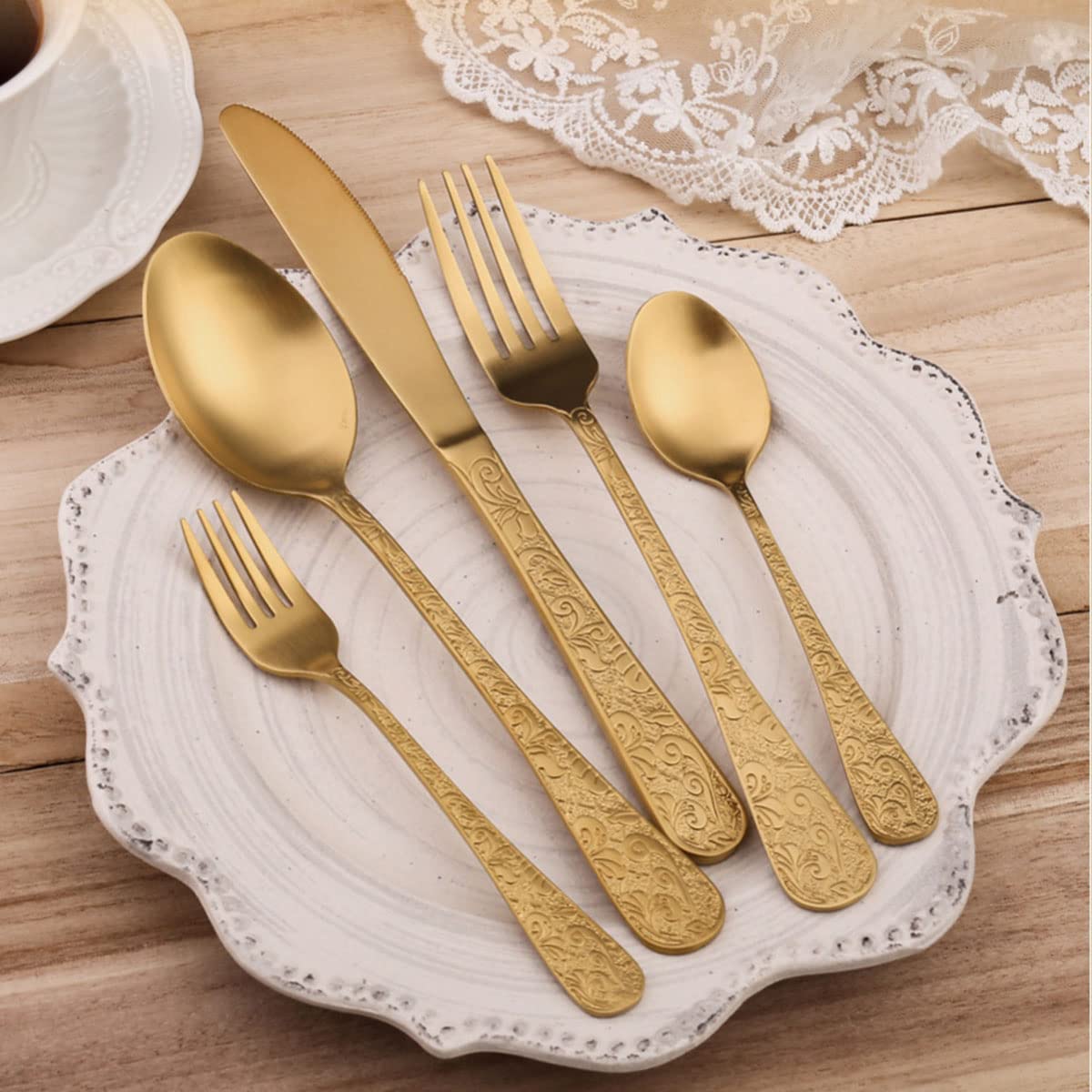 IKXO 40-Piece Stainless Steel Flatware Set for 8 - Elegant Mirror Polished Silverware with Dinner Knives, Forks & Spoons | Retro Design, Dishwasher Safe | Perfect for Formal Dining, Wedding Registry & Holiday Entertaining