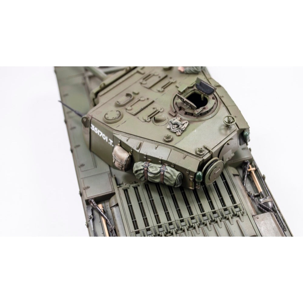 AFV HF762 1/35 Scale Centurion MK.1 Tank Crew - 2 Highly Detailed Military Model Figures for Wargaming, Diorama & Collectors - Perfect for Historical Displays and Scale Modeling Projects