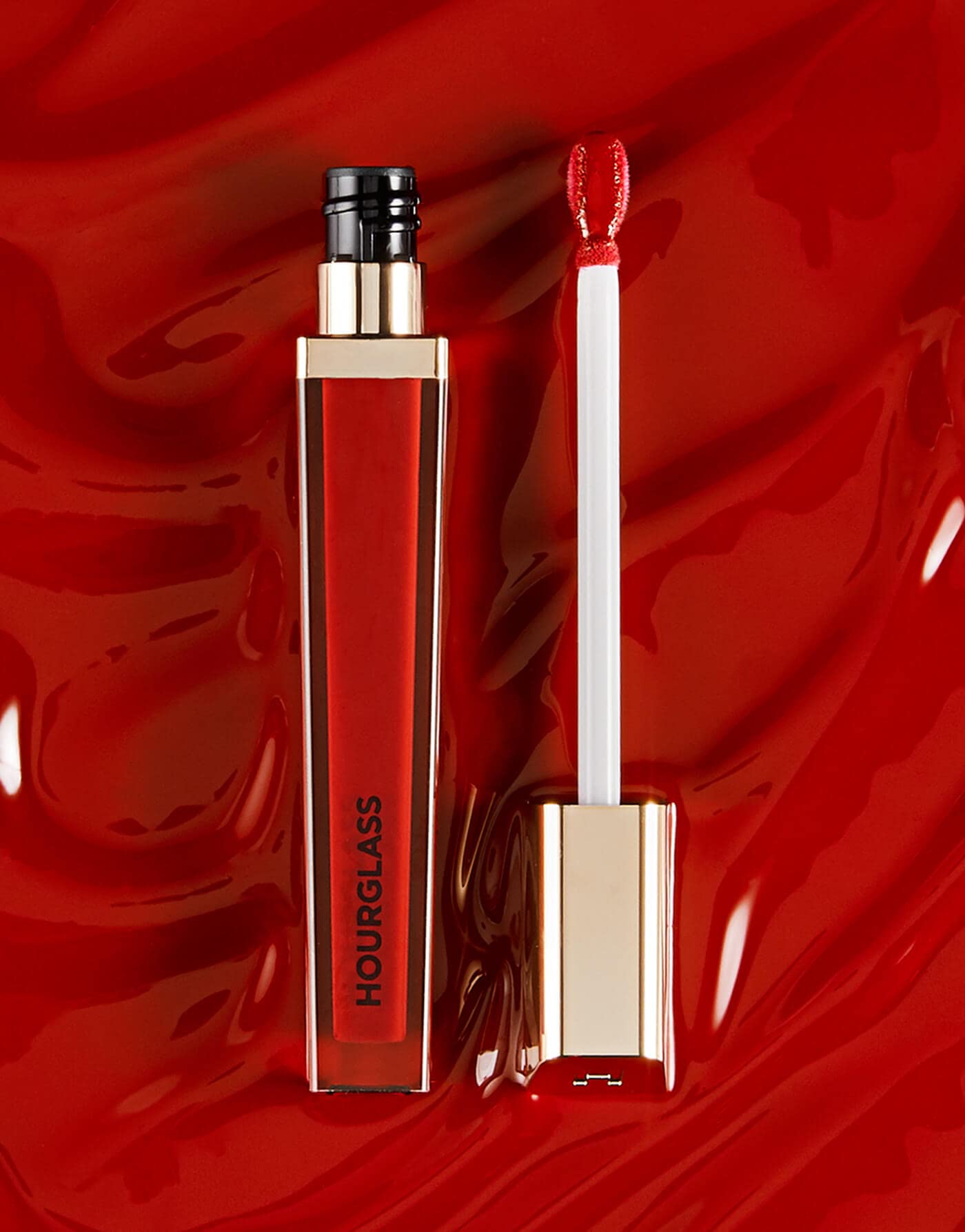 HOURGLASS Unreal High Shine Volumizing Lip Gloss - Plumping & Hydrating Lip Gloss for Full Lips, Vegan & Cruelty-Free - Perfect for Date Night, Parties & Everyday Wear