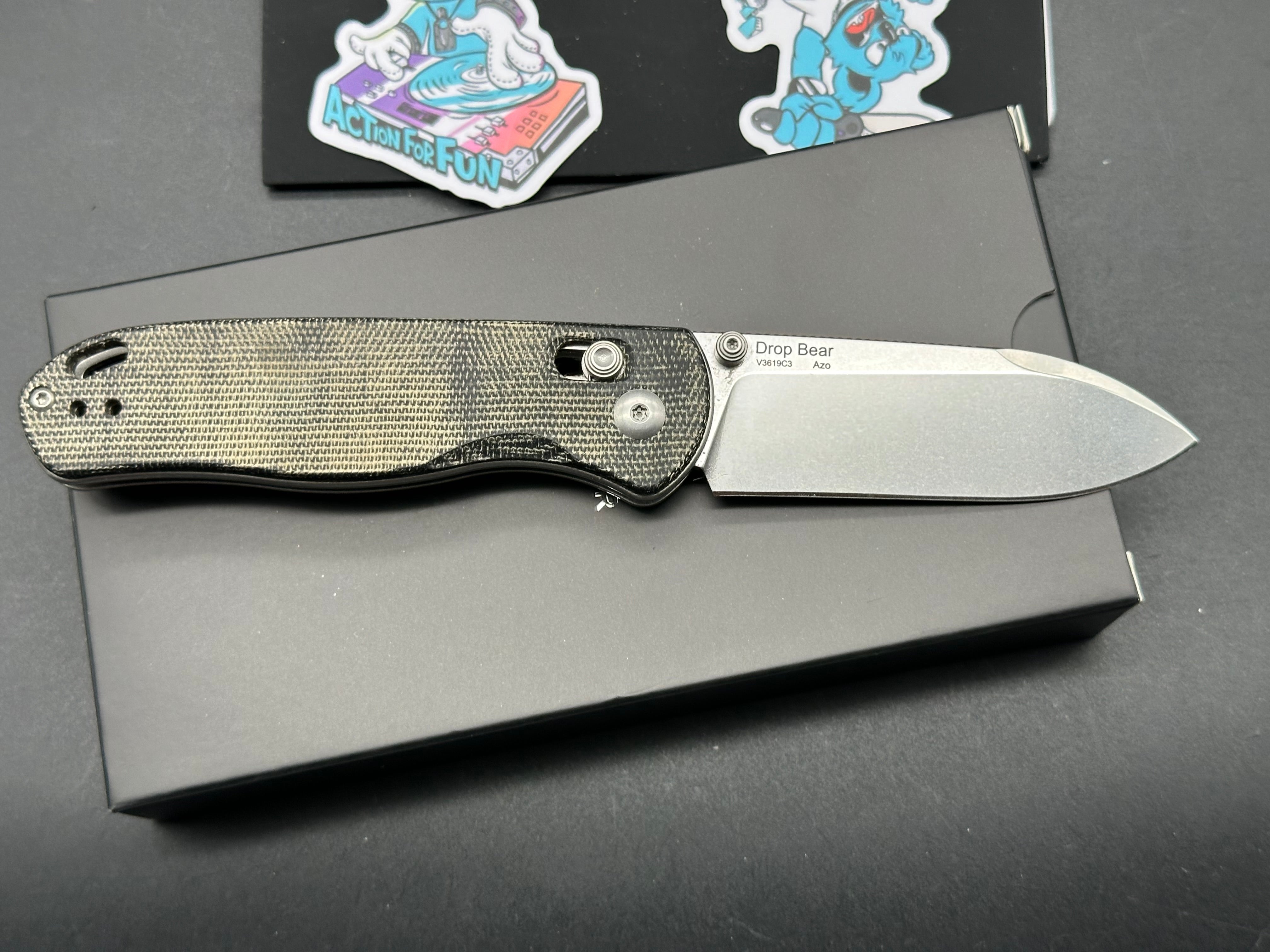 Kizer Drop Bear Folding Knife - Black Micarta Handle, Clutch Lock EDC Pocket Knife for Outdoor Camping, Hiking & Everyday Carry