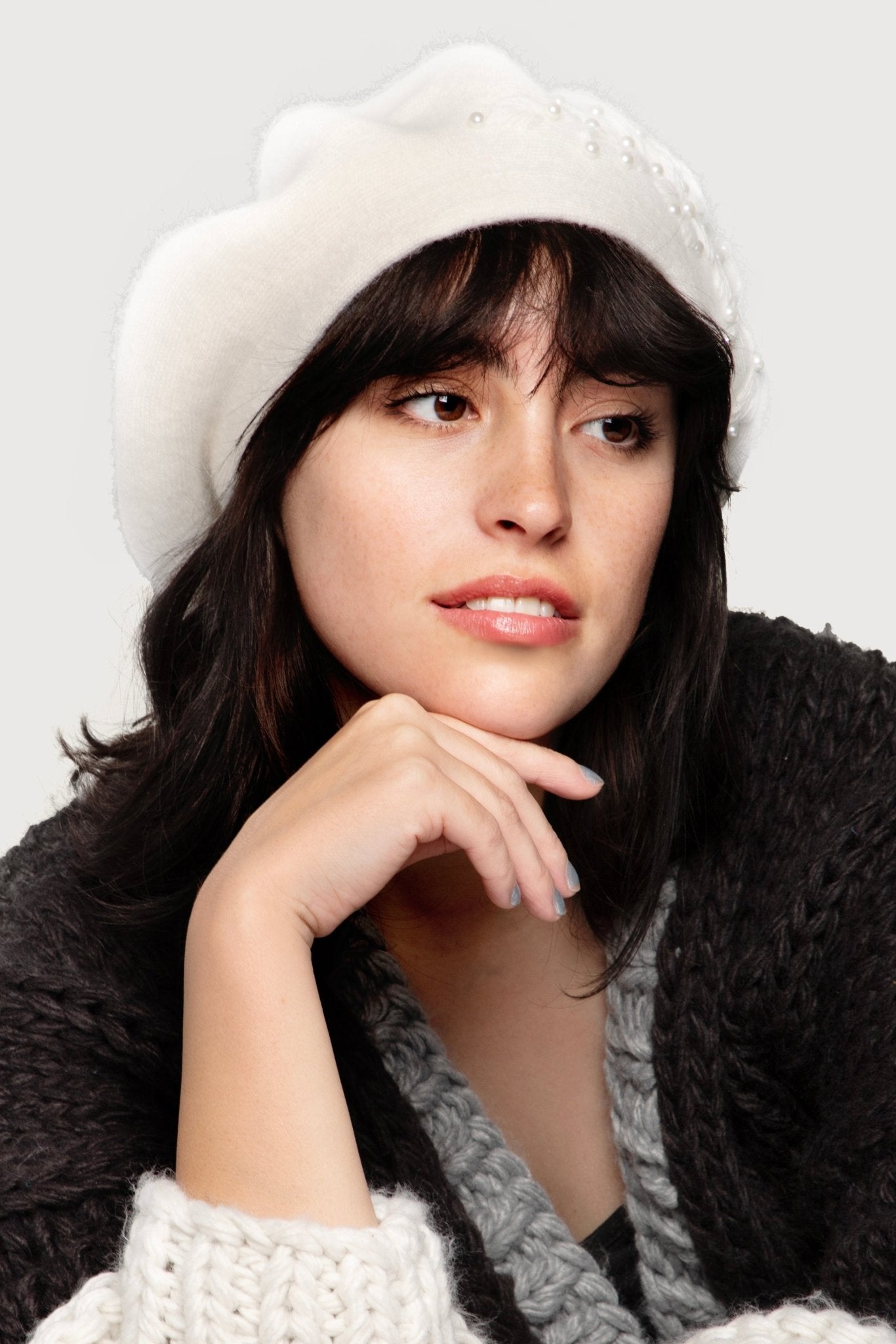 Elegant Pearl Embellished Floral Beret Hat - Vintage Inspired Women's Fashion Headwear for Parties, Weddings & Special Occasions