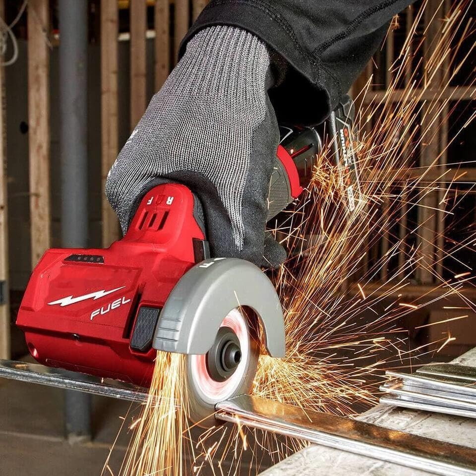 Milwaukee M12 FUEL 3