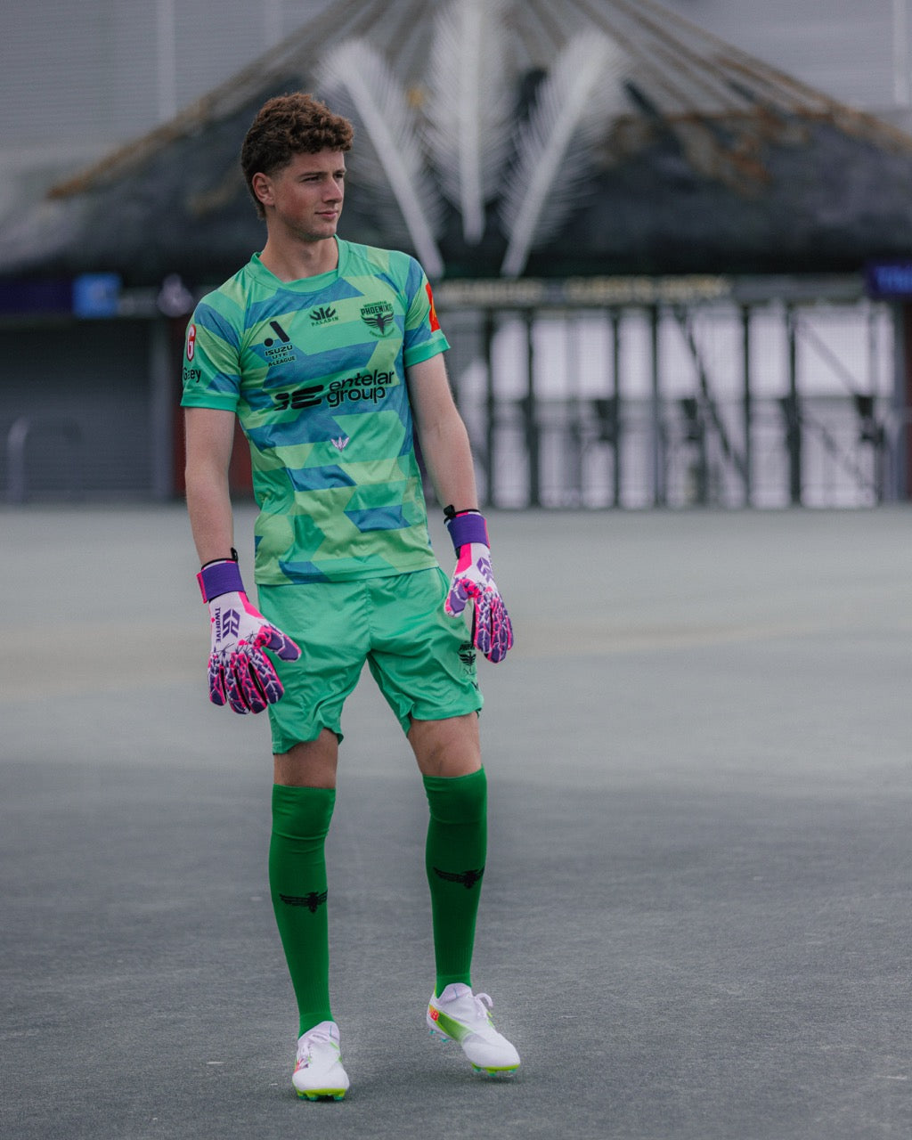Wellington Phoenix A-League Men's Goalkeeper Jersey 2024/2025 - Green Soccer Uniform for Professional Matches & Fan Support