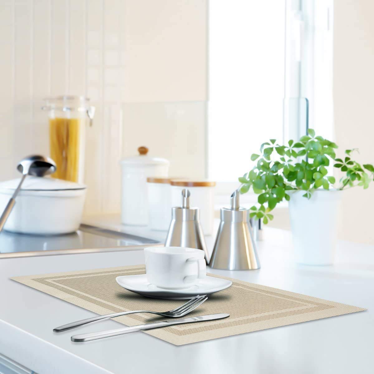 Washable PVC Placemats Set - 6 Woven Vinyl Table Mats + 1 Beige Table Runner for Dining Room, Kitchen & Outdoor Use - Waterproof & Durable Tableware Accessories