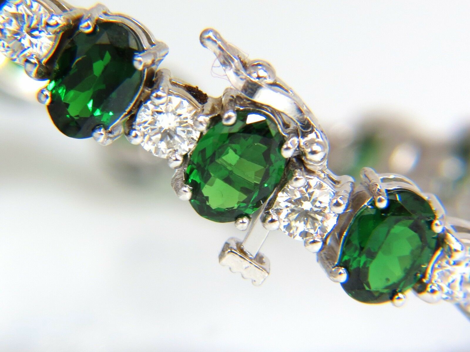 20.68CT Natural Tsavorite Diamond Tennis Bracelet in 14KT Gold - Vivid Green Gemstone Jewelry for Women, Perfect for Weddings, Parties & Special Occasions