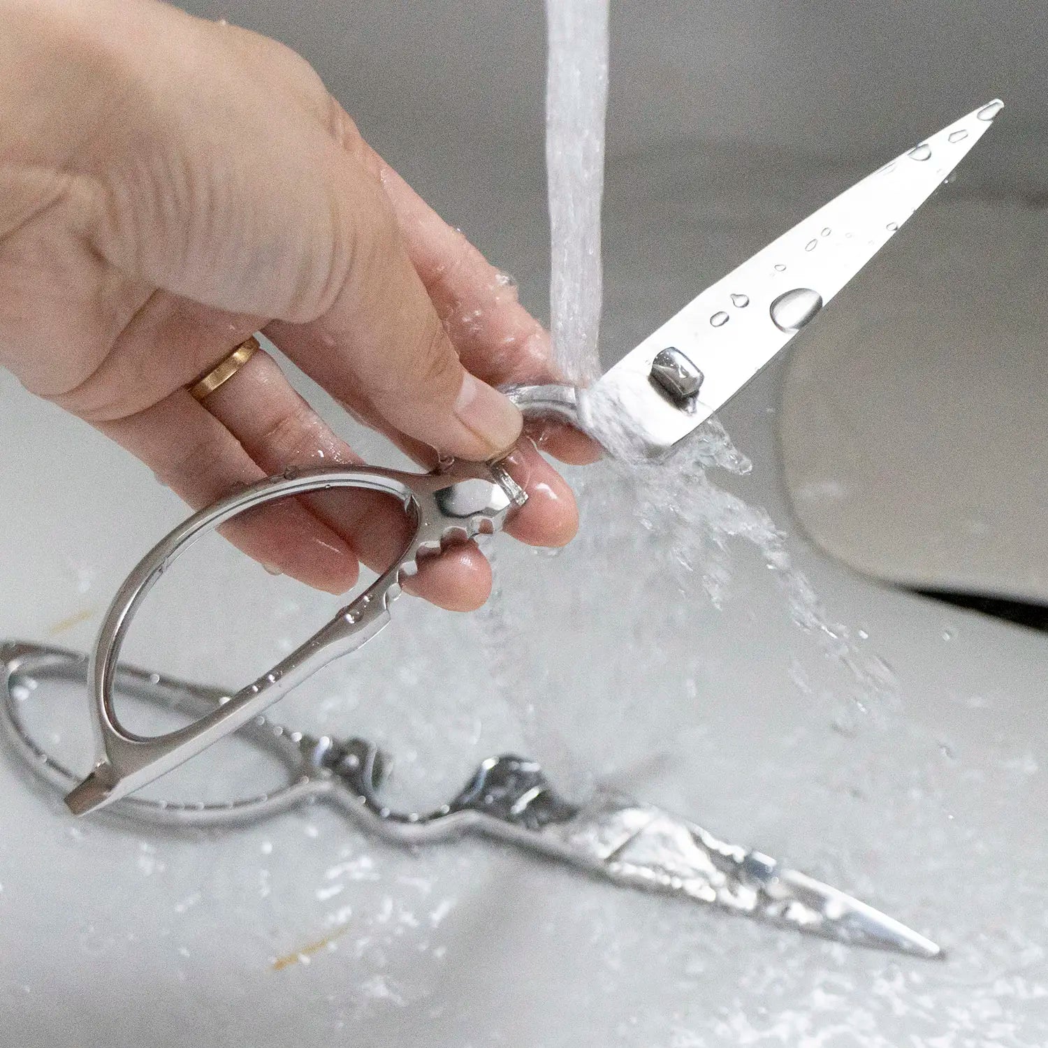 Houei High Carbon Stainless Steel Kitchen Scissors - Heavy Duty Cooking Shears for Cutting Meat, Poultry, Herbs - Dishwasher Safe Multipurpose Scissors for Food Prep, Crafting & Household Use