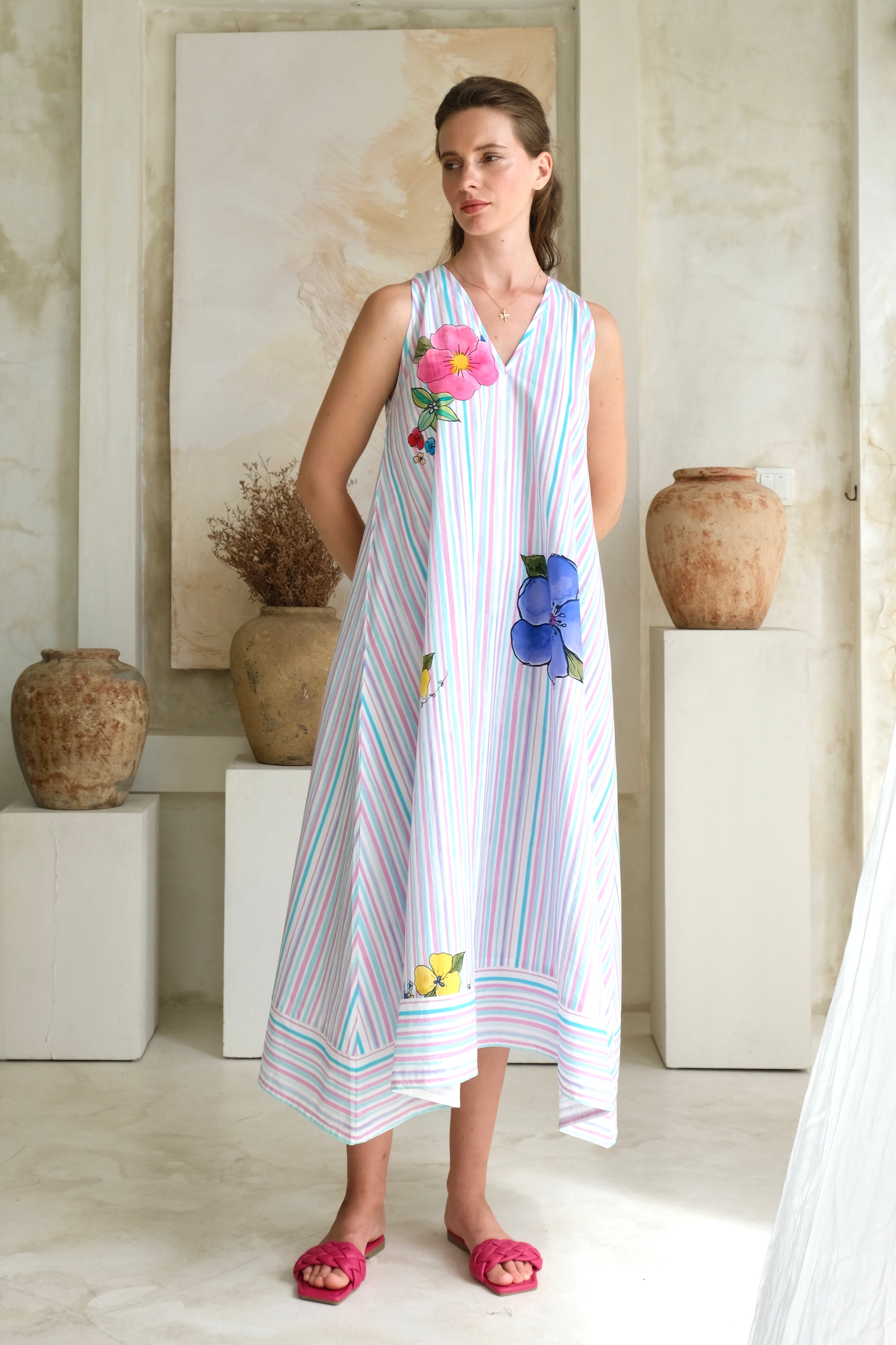 Floral Wisteria Print Midi Dress for Women - Elegant Summer Casual & Party Wear - Perfect for Garden Weddings, Brunch Dates & Office Outfits