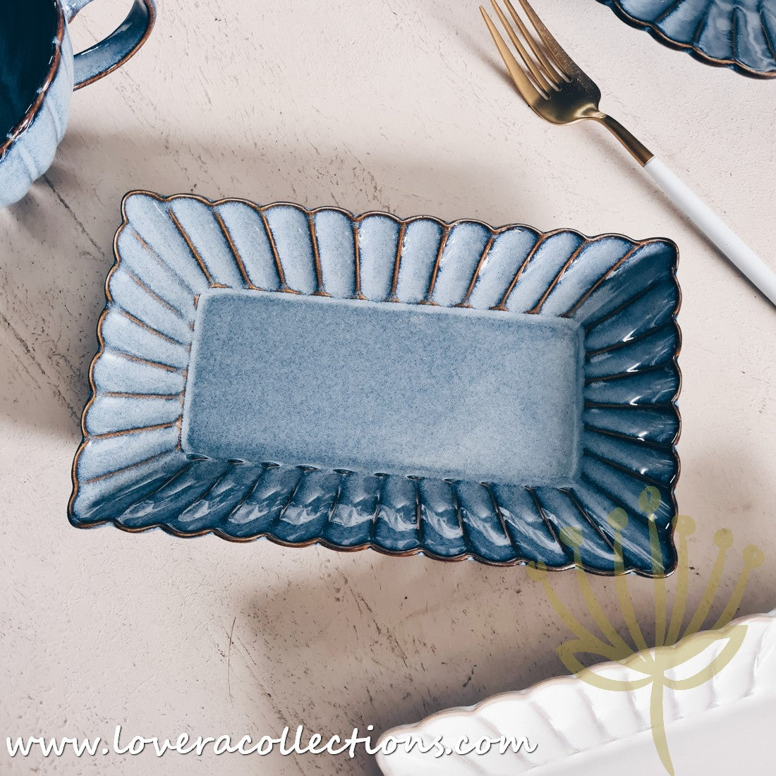 Rustic Seashell Dinnerware Set - Beach Themed Plates, Bowls & Serving Dishes for Coastal Dining & Entertaining - Perfect for Beach House, Summer Parties & Nautical Decor