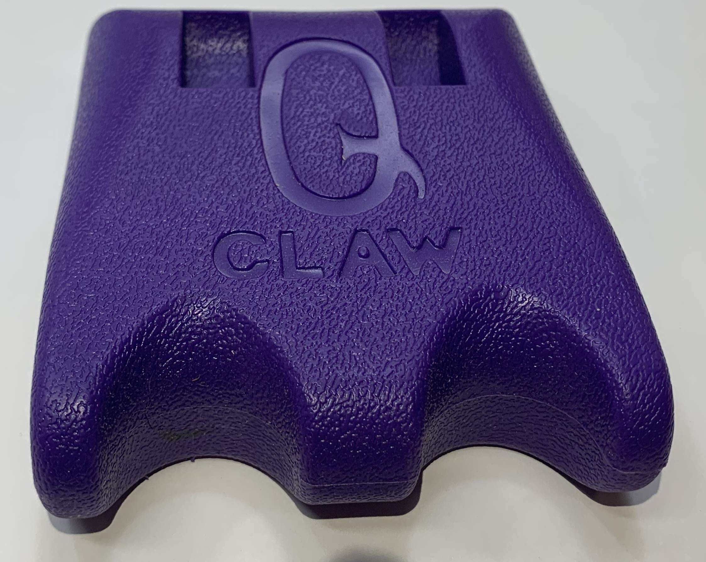 LATUD Q Claw 2 Billiard Cue Holder - Purple Pool Stick Organizer for Home Game Room & Bar Accessories