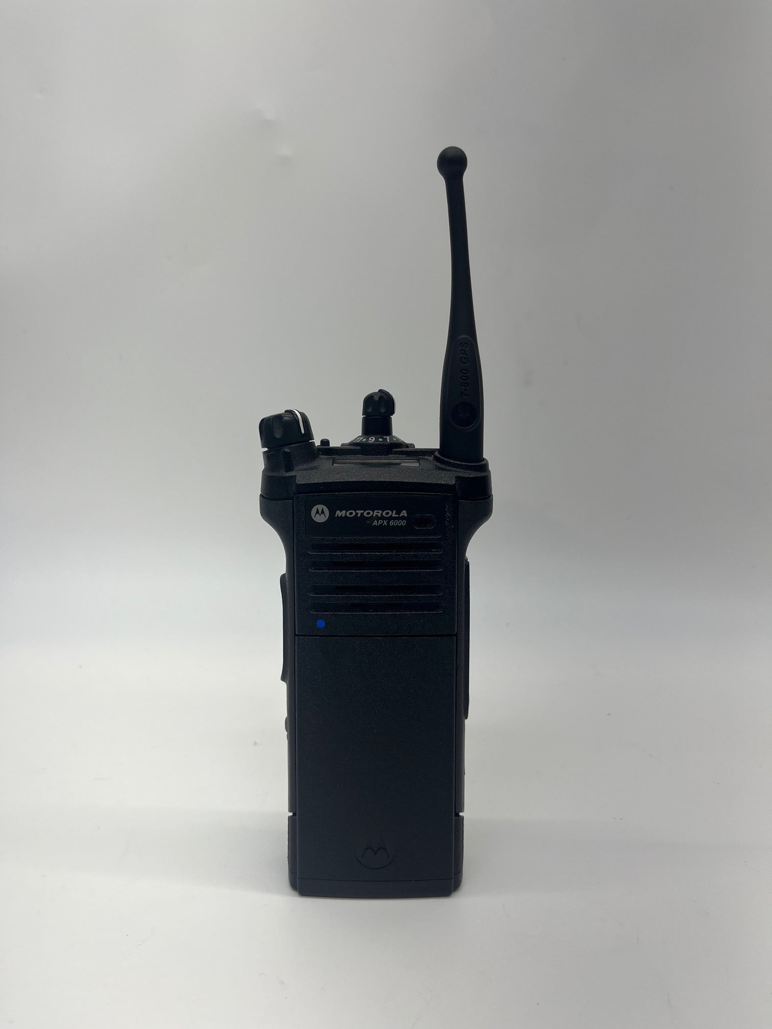 Motorola APX6000LI H98UCD9PW5AN 7/800 MHz Portable Radio TDMA P25 Two-Way Communication - Ideal for Public Safety, Emergency Responders & Security Professionals