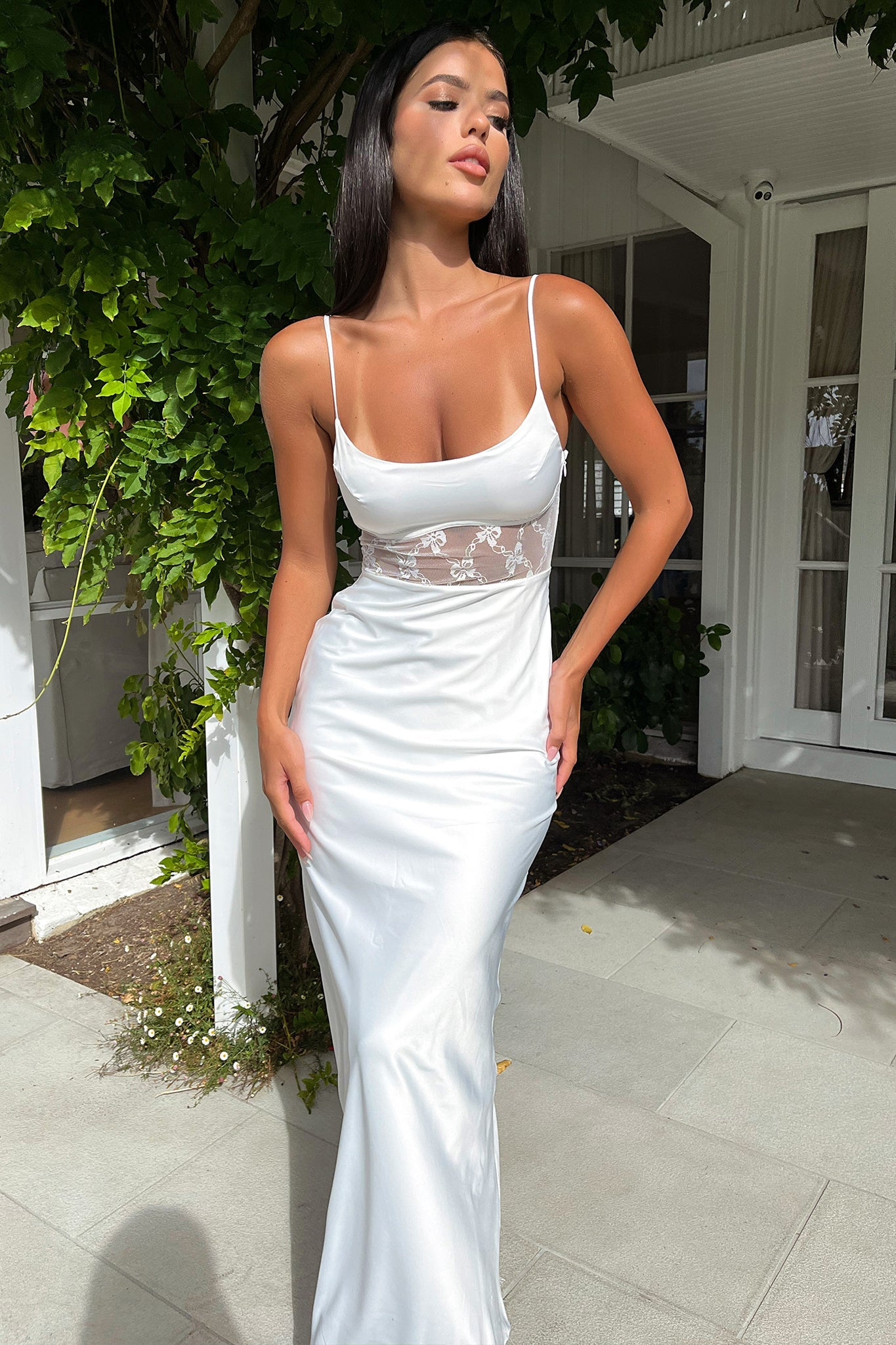Azaria Women's Maxi Dress - Elegant White Long Flowy Dress for Summer, Beach, Wedding & Special Occasions