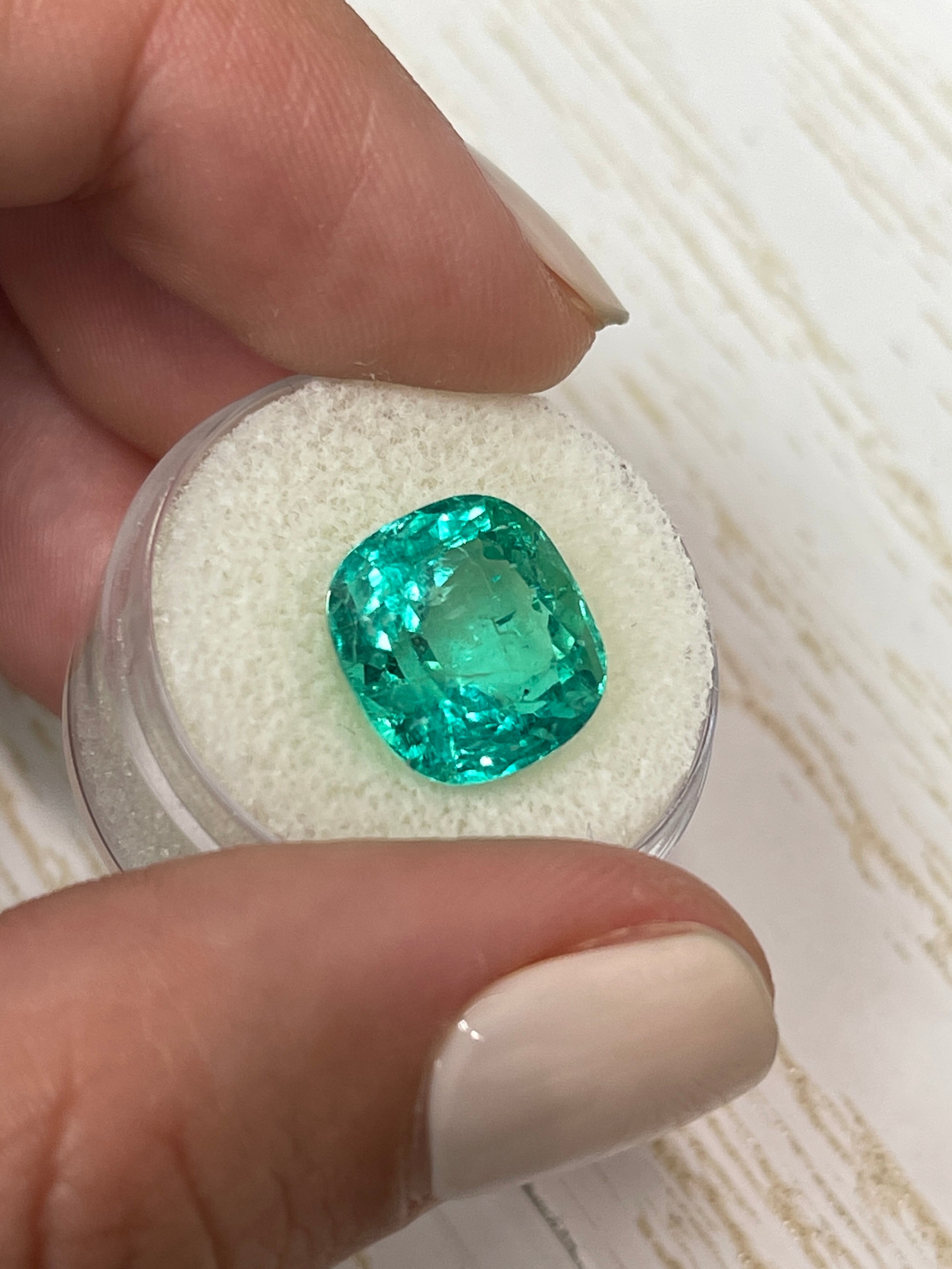 8.46 Carat GIA Certified 13x12mm Bluish Green Natural Loose Cushion Cut Colombian Emerald Gemstone for Jewelry Making, Engagement Rings & Luxury Gifts
