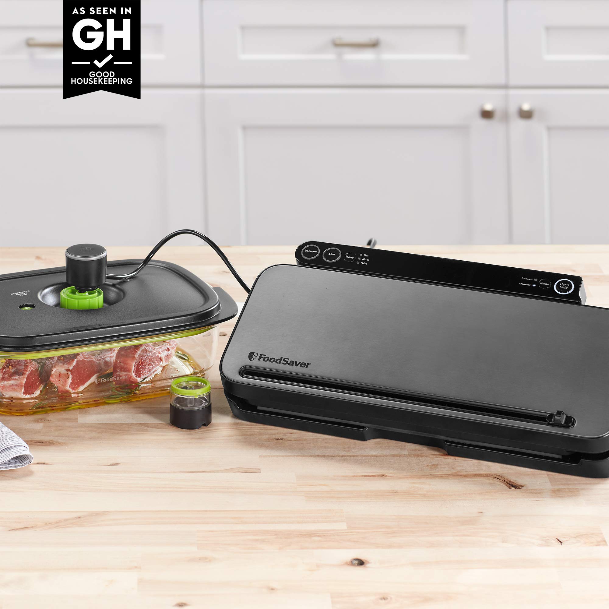 FoodSaver Vacuum Sealer Machine - 4 Settings (Pulse/Marinate) with Bags & Roll | Handheld Vacuum Sealer for Airtight Food Storage, Sous Vide Cooking & Meal Prep | Compact Kitchen Appliance for Freezer, Pantry & Camping (Black)