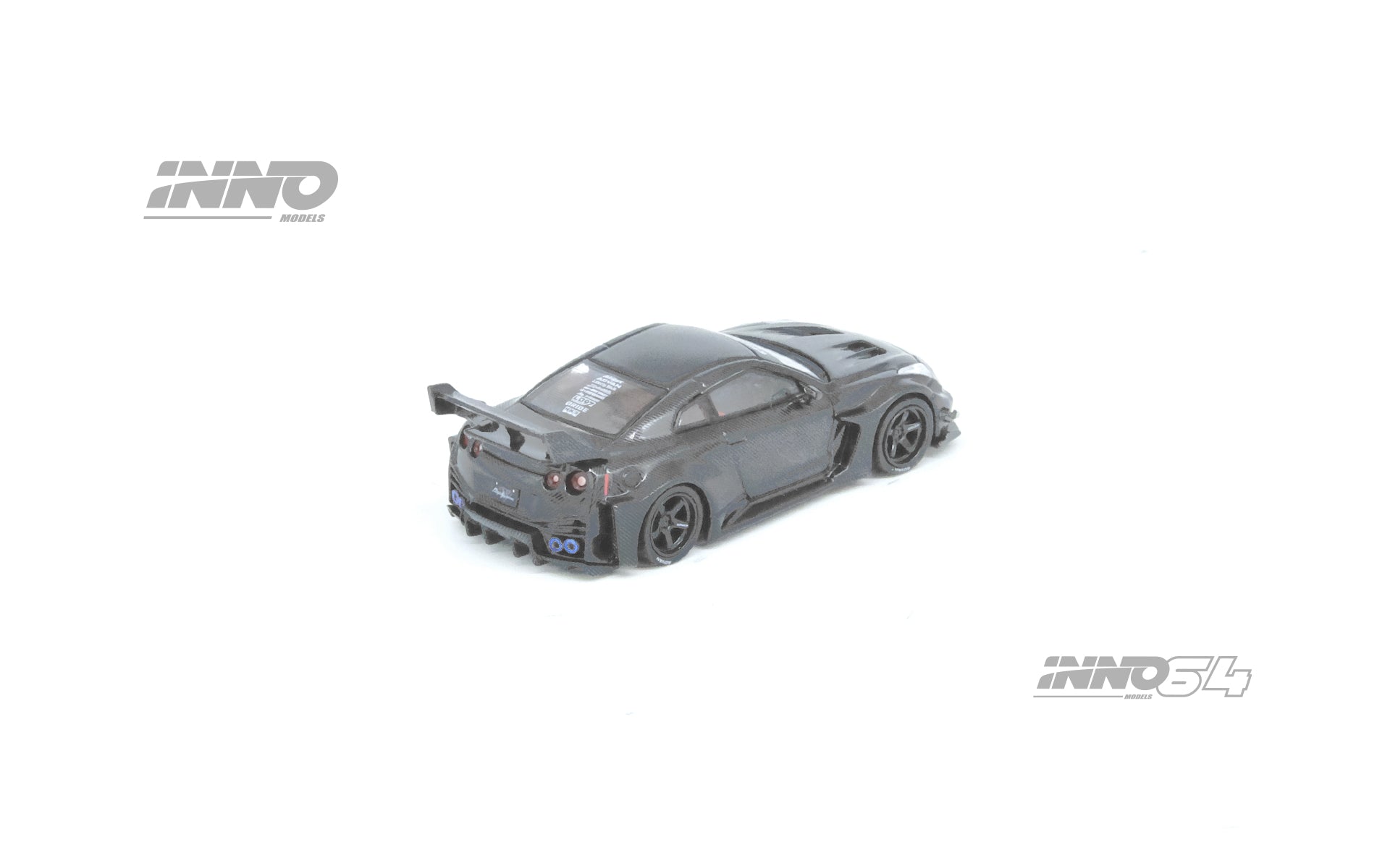 INNO64 1:64 Scale Nissan GT-R R35 LB-Work Super Silhouette 35GT-RR Full Carbon Diecast Model Car - Perfect for Collectors, Display & Racing Enthusiasts
