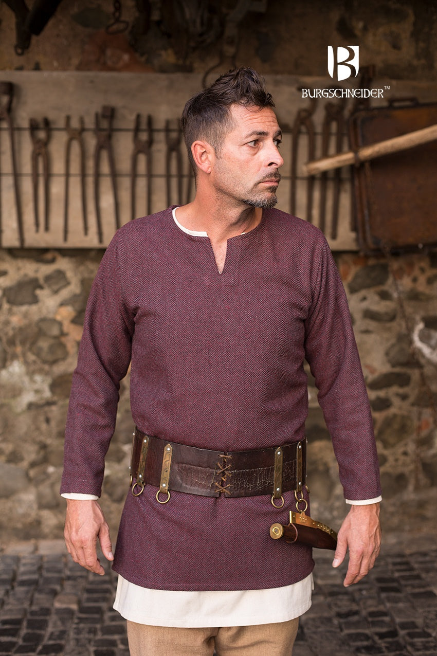 Stylish Women's Tunic Top in Herringbone Pattern - Burgundy & Grey - Perfect for Casual Wear, Office Outfits & Layering