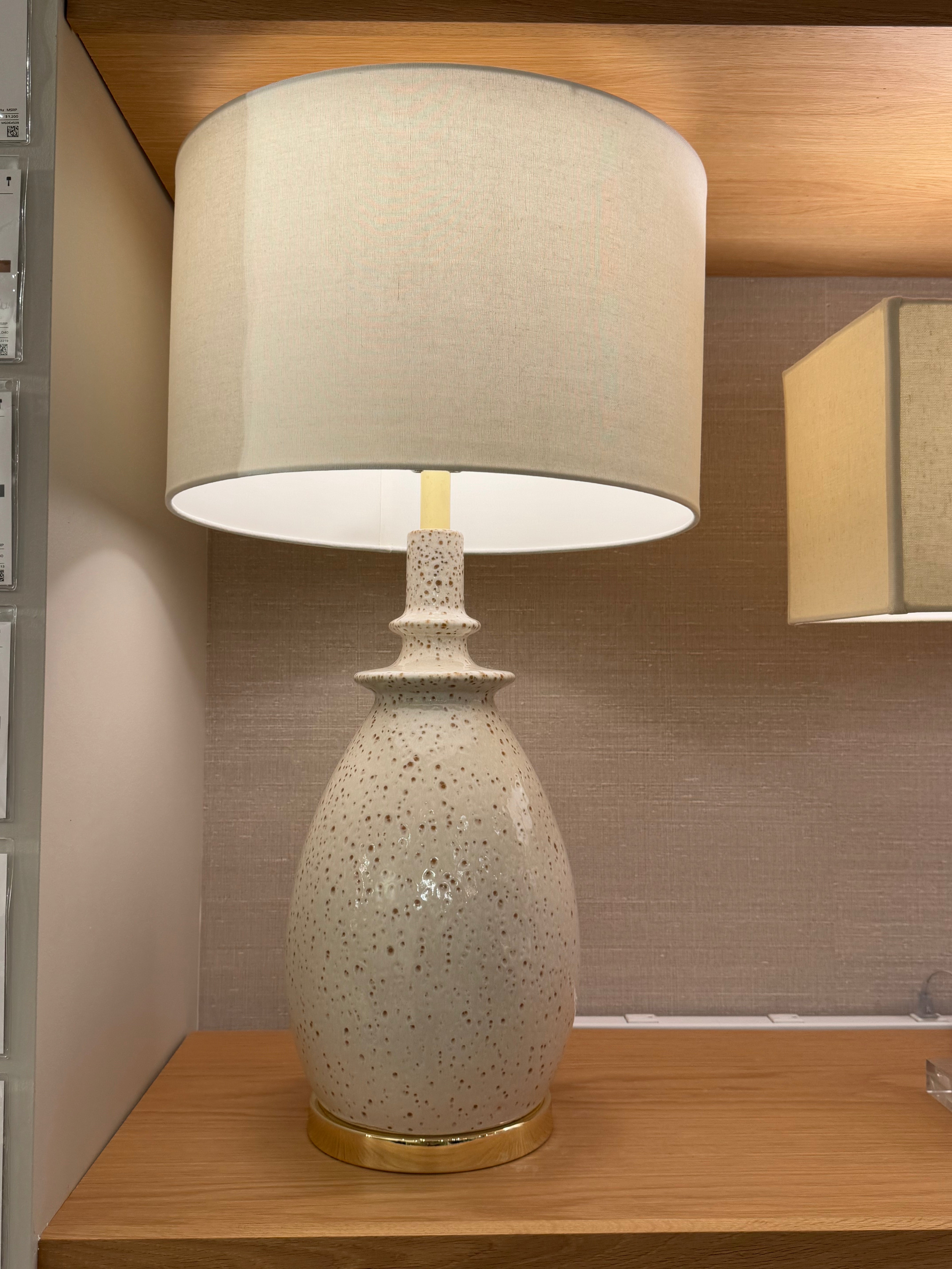 Makenly Ceramic Table Lamp - Modern Bedside & Living Room Lighting for Home Decor