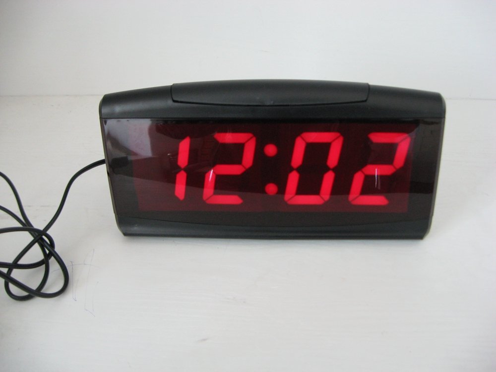 AZOOU Digital LED Alarm Clock with Date & Temperature Display - Adjustable Brightness, Snooze Function - Perfect for Bedroom, Office, Nightstand (Black)
