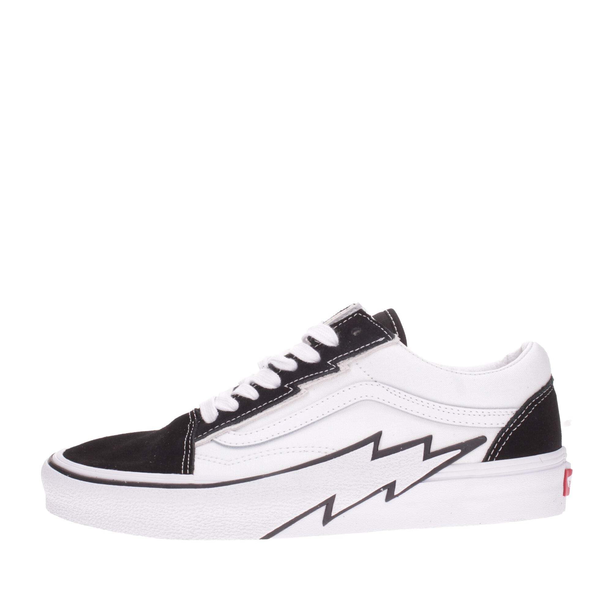 Vans Old Skool Bolt Men's Skate Shoes - Classic Black & White Sneakers for Skateboarding, Streetwear & Casual Wear | Durable Canvas & Suede Design with Iconic Side Stripe