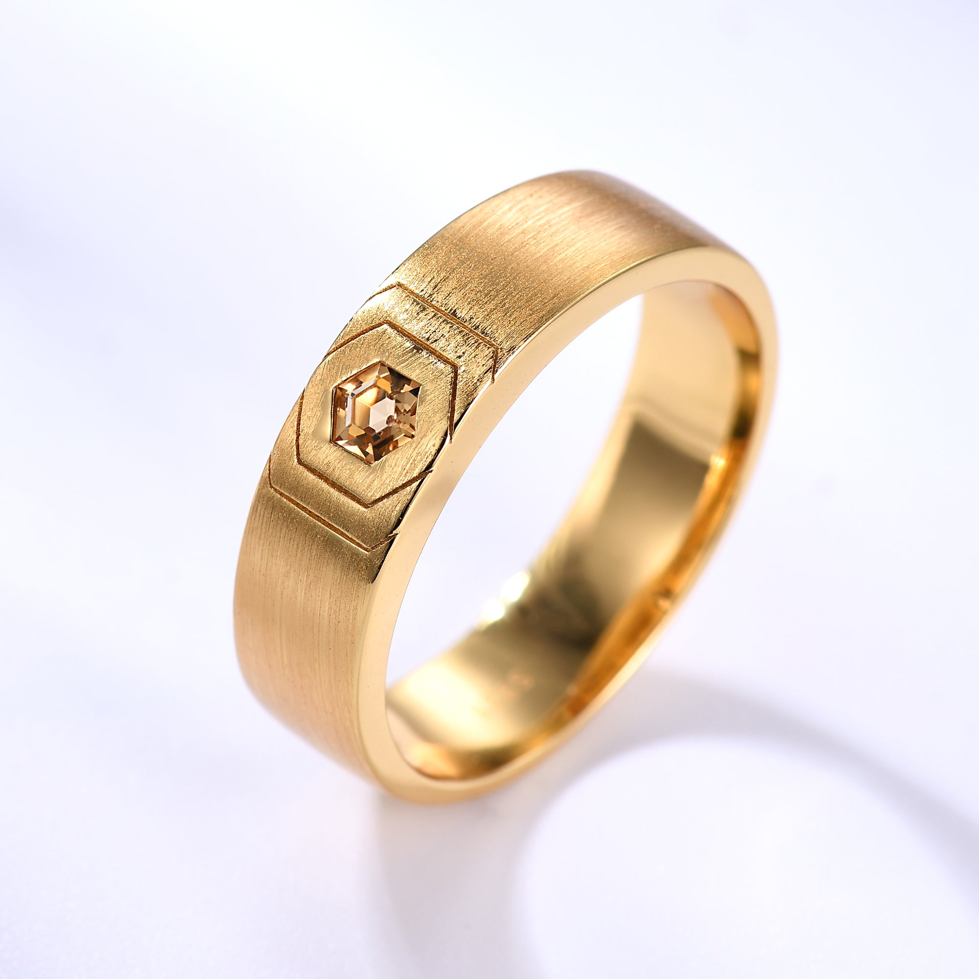 14K Yellow Gold Men's November Birthstone Hexagon Citrine Wedding Band - Perfect for Anniversaries, Engagements & Gifts