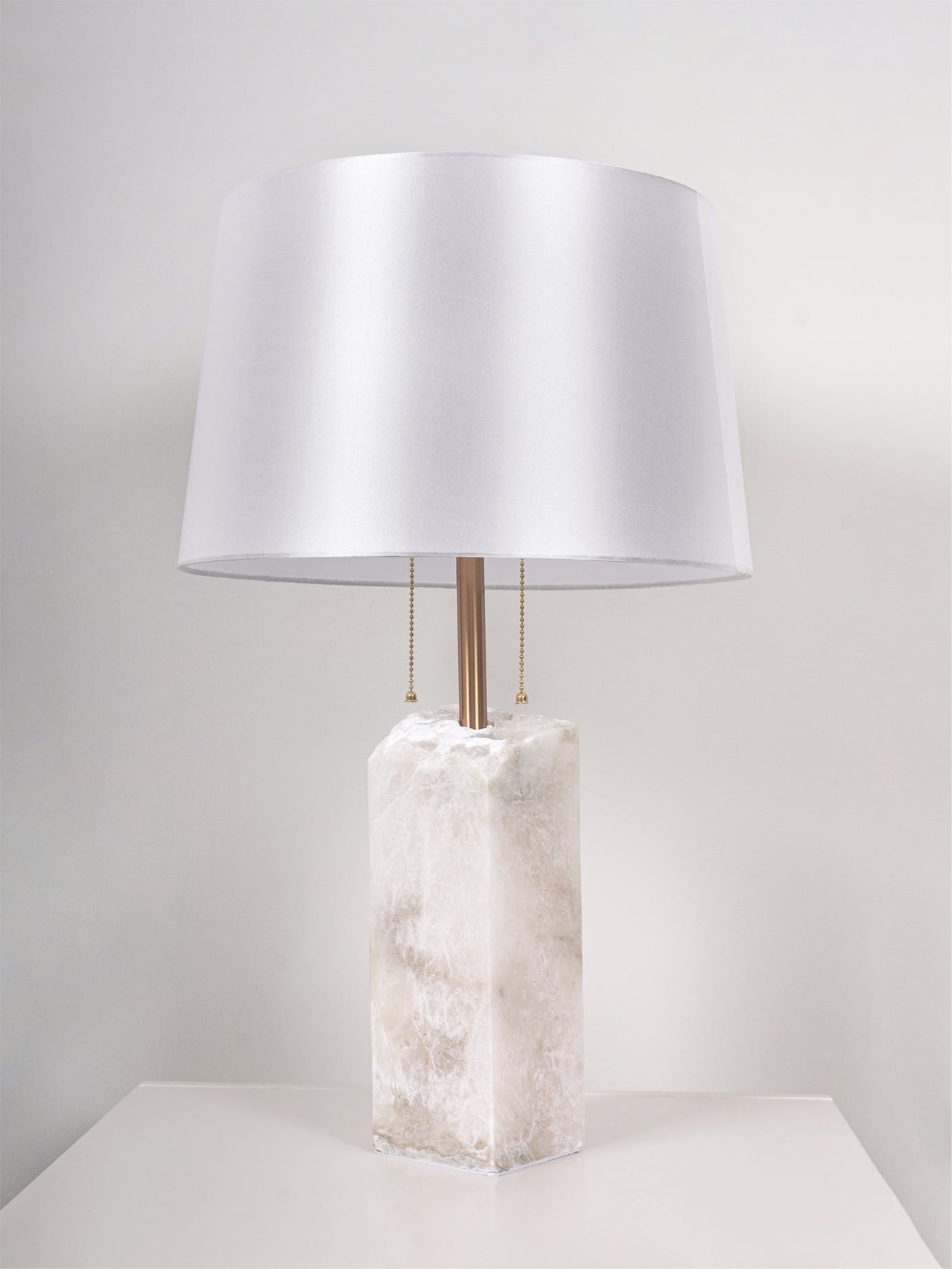 Handmade Raw Alabaster Table Lamp - Natural Stone Nightstand Light for Bedroom, Living Room & Office Decor - Dimmable Warm White Lighting for Relaxation & Reading
