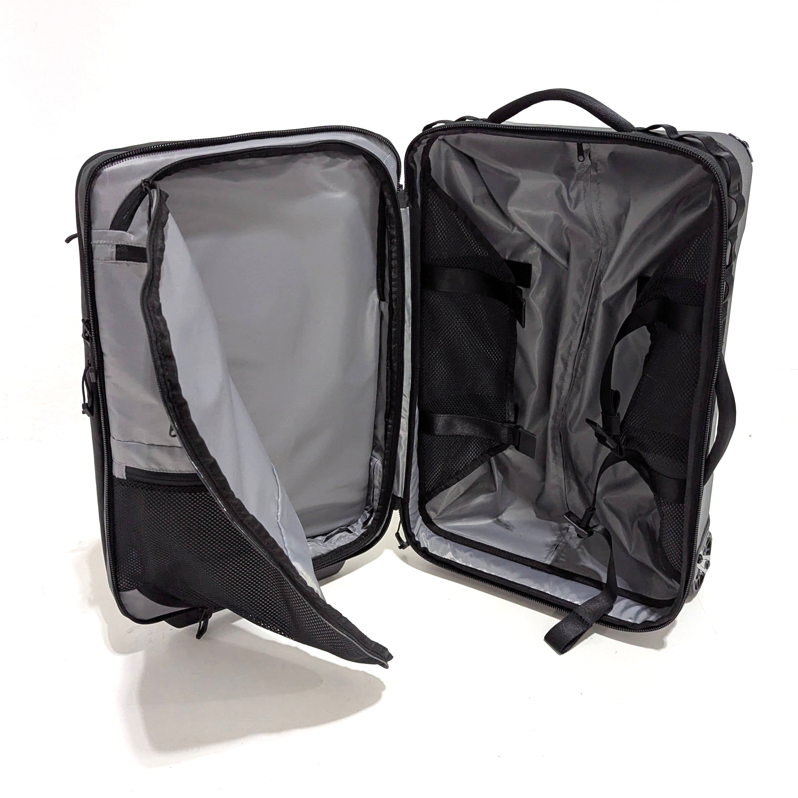 WANDRD Transit Carry On Roller Bag 40L - Black | Premium Used Luggage for Travel & Business Trips | Durable Spinner Suitcase with Smooth Wheels