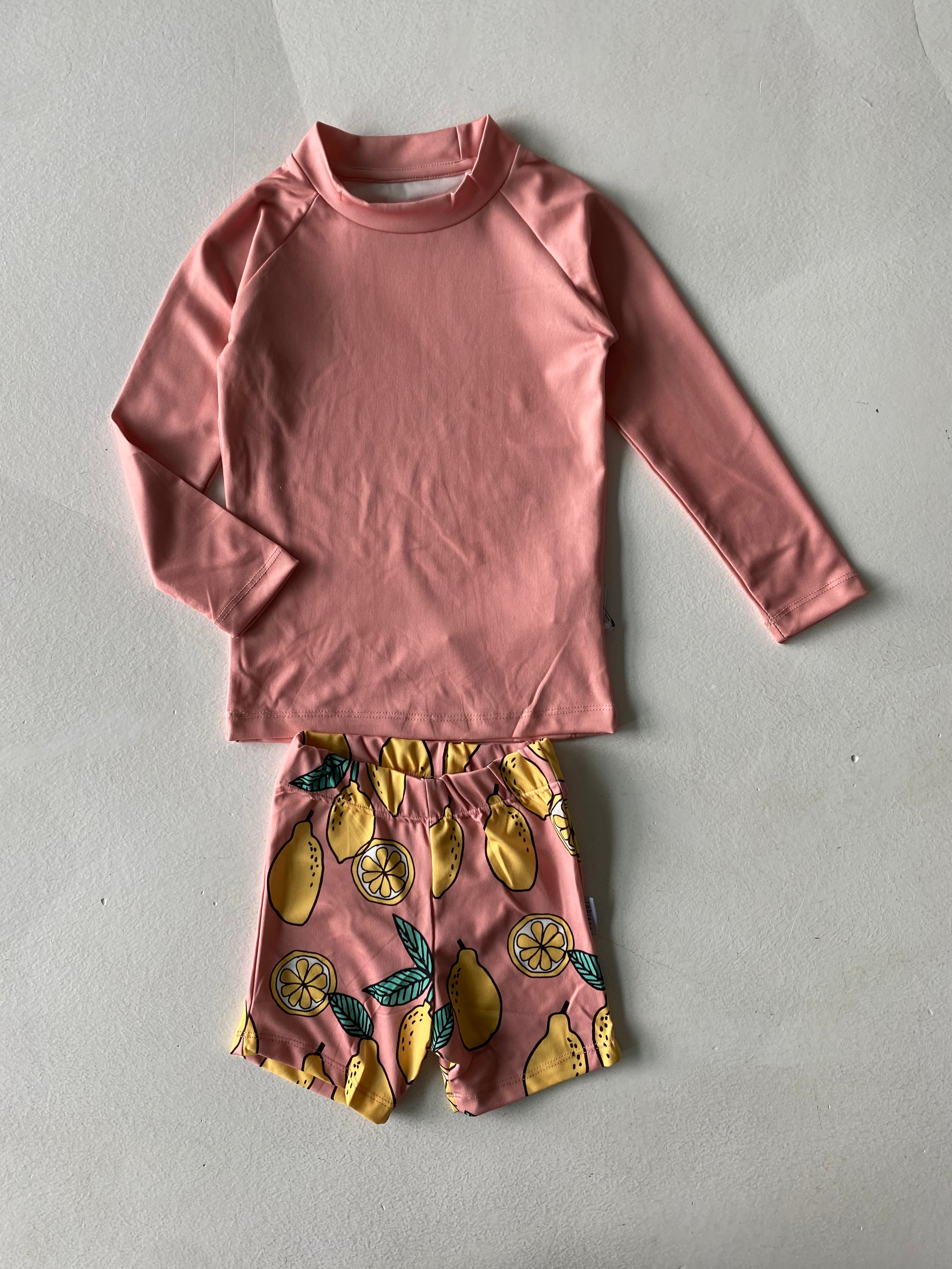 Kids Long Sleeve T-Shirt and Shorts Swimsuit Set for Ages 3-9 - Perfect for Beach, Pool, and Summer Playtime