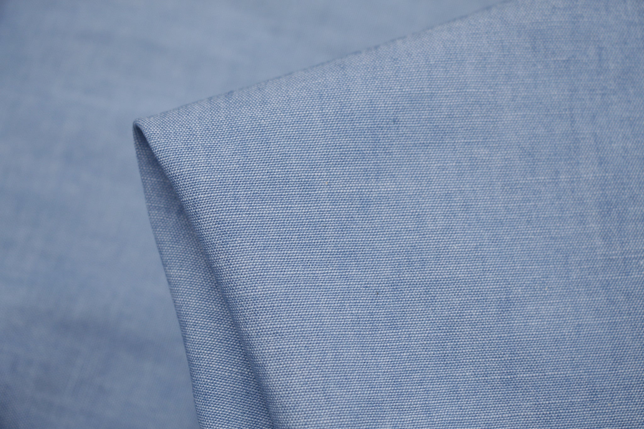 Men's Chambray Shirt - Lightweight & Breathable Casual Button-Up for Everyday Wear | Perfect for Office, Outings & Date Nights