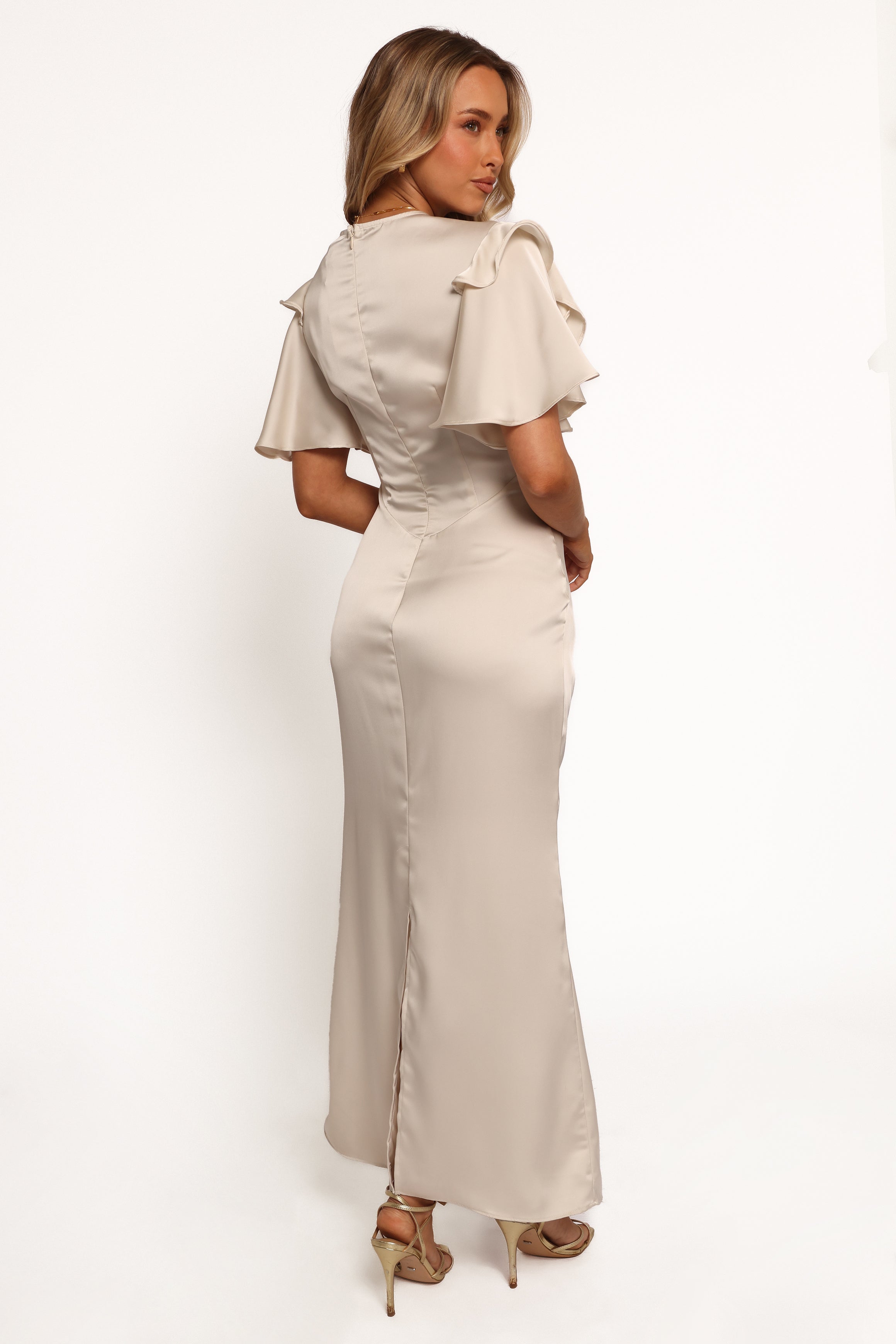 Georgiana Maxi Dress - Elegant Flowy Long Dress for Women, Dove Gray, Perfect for Summer, Beach, and Casual Outings
