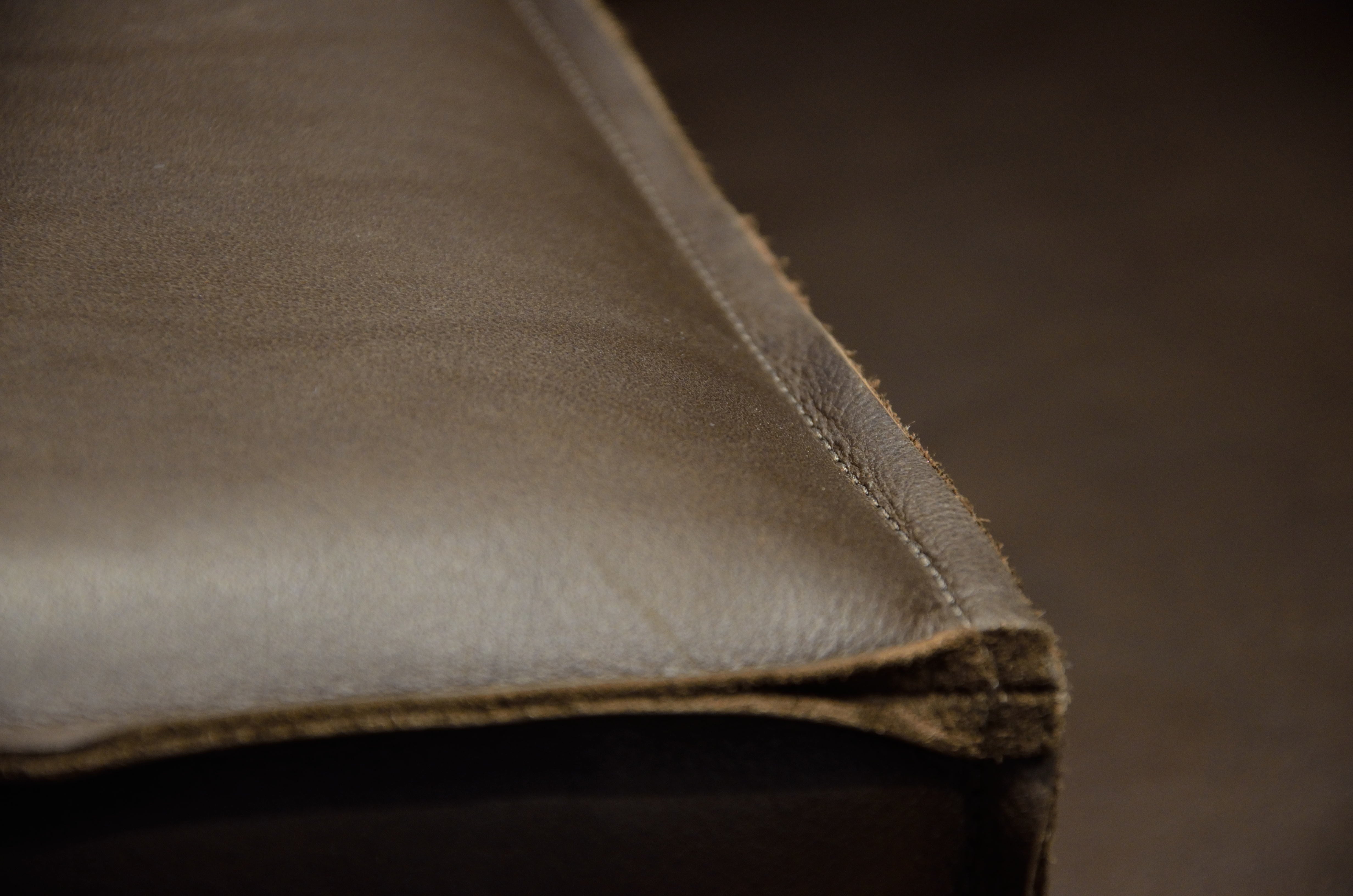Luxury IROQUOIS Genuine Leather Sofa Chaise LHF Sectional - Modern Living Room Furniture for Home Theater & Lounge Relaxation