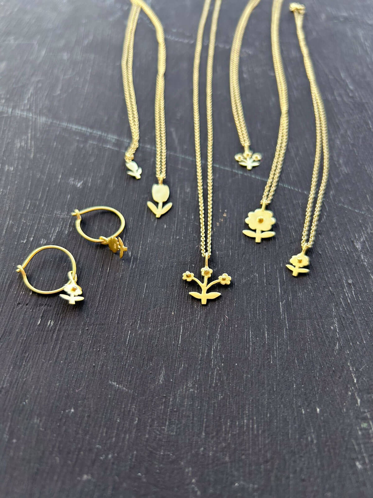 Gold Daisy Hoop Earrings for Women - 14K Gold Plated Floral Dangle Earrings - Trendy Spring Summer Jewelry Gift for Her - Perfect for Weddings, Parties & Everyday Wear