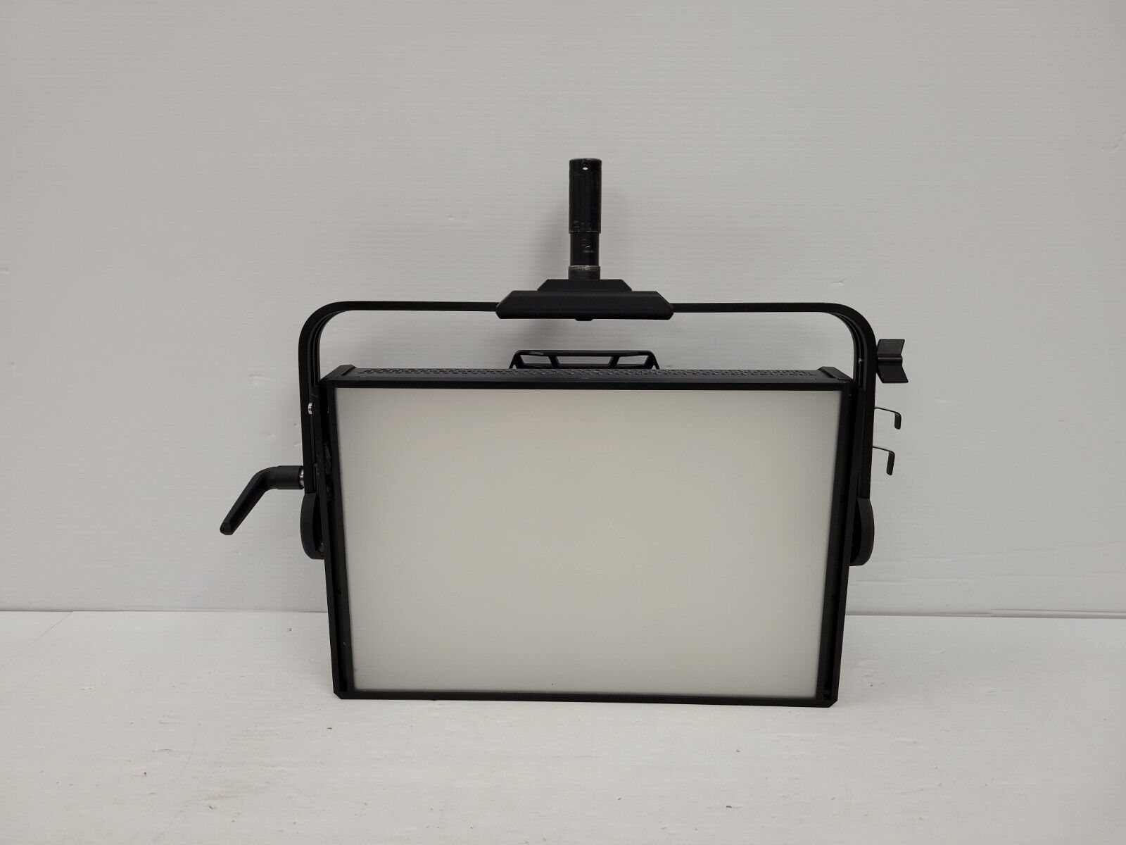 Apurture Nova P300C LED Camera Light - Professional Photography & Video Lighting for YouTube, Studio, and Live Streaming