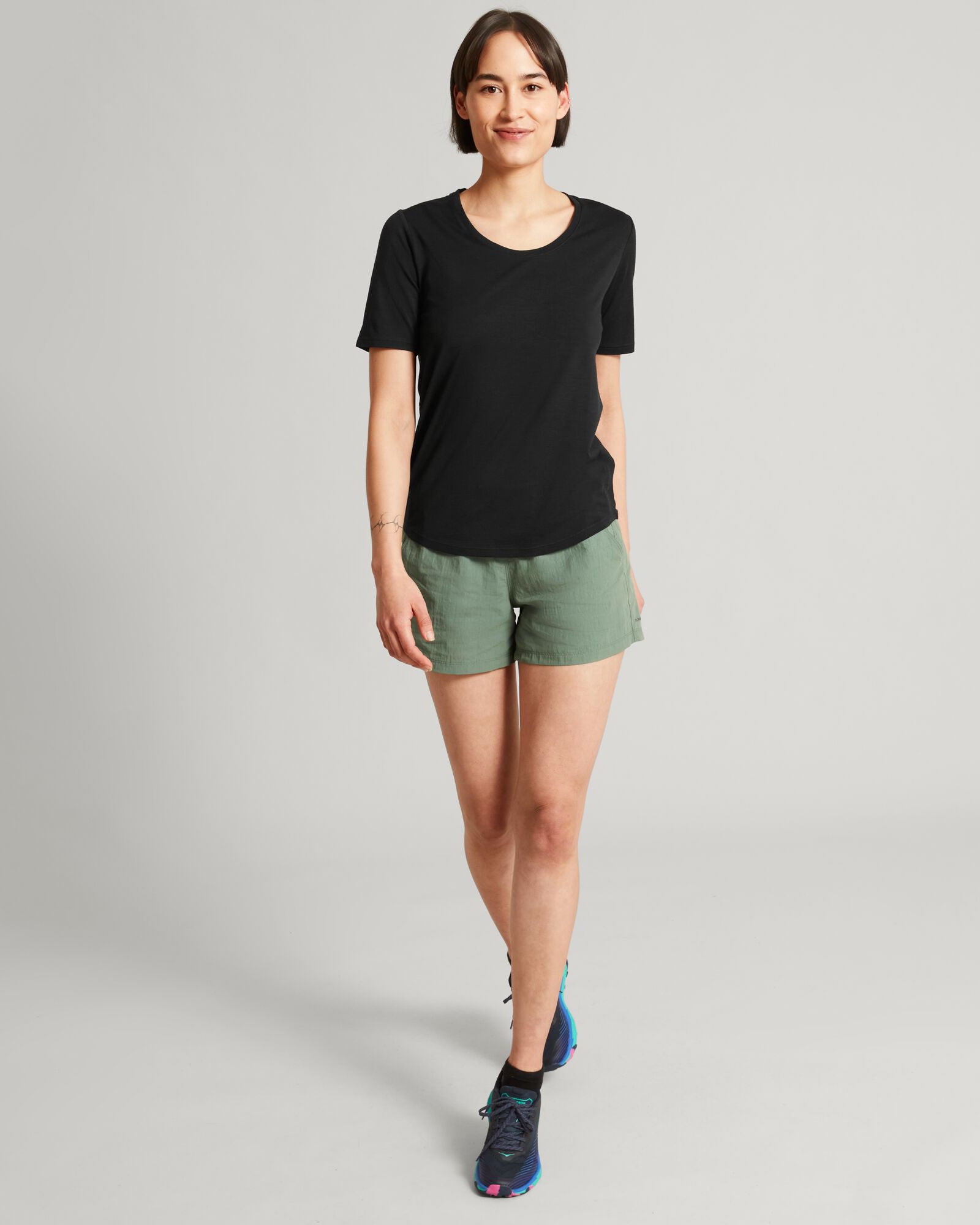Women's 100% Merino Wool Short Sleeve Scoop Neck Top - Black | Soft & Breathable Summer Casual Wear for Hiking, Travel & Everyday Comfort