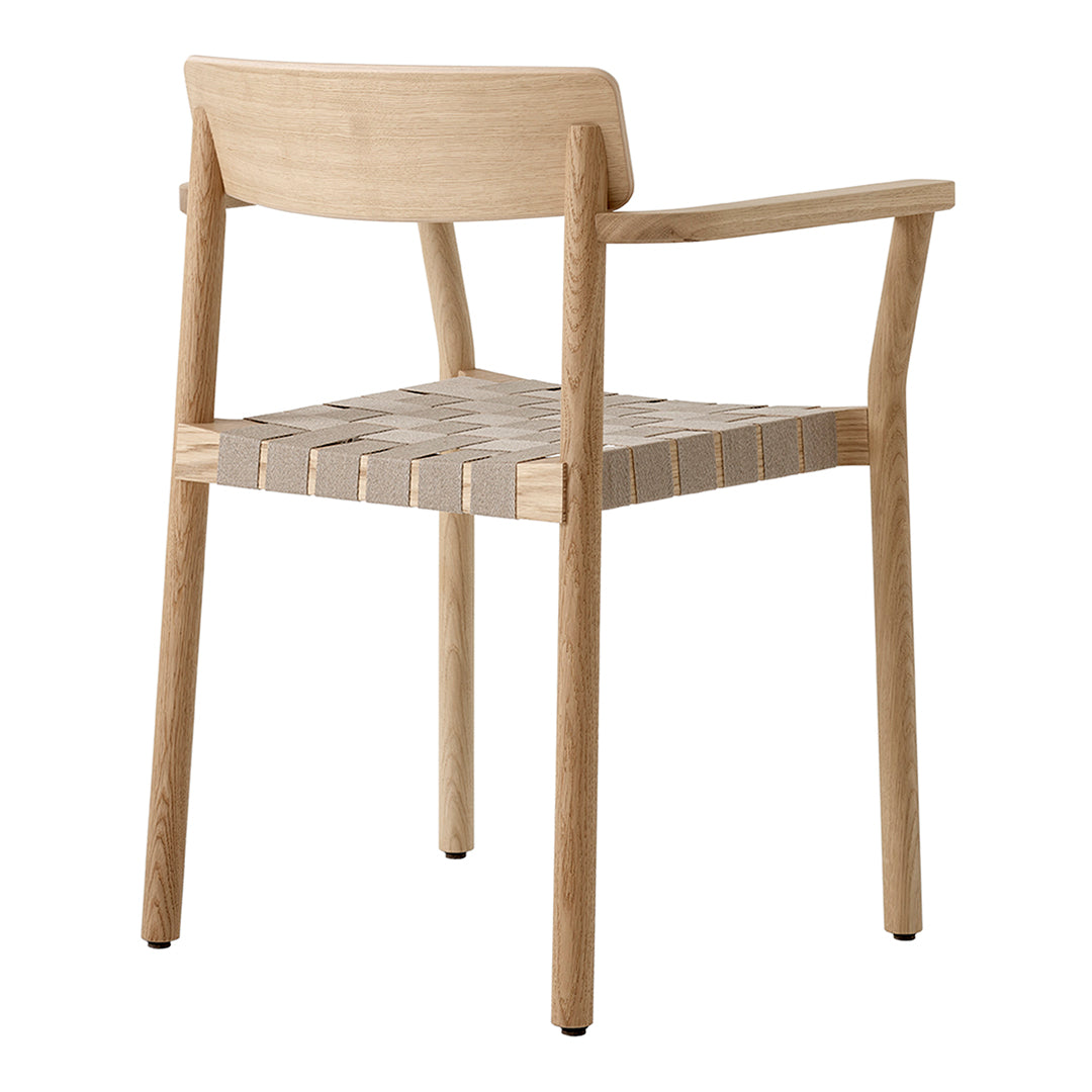 Betty TK9 Armchair - Modern Accent Chair for Living Room, Bedroom & Office - Comfortable Upholstered Lounge Chair with Sturdy Metal Legs - Perfect for Relaxing, Reading & Decorating