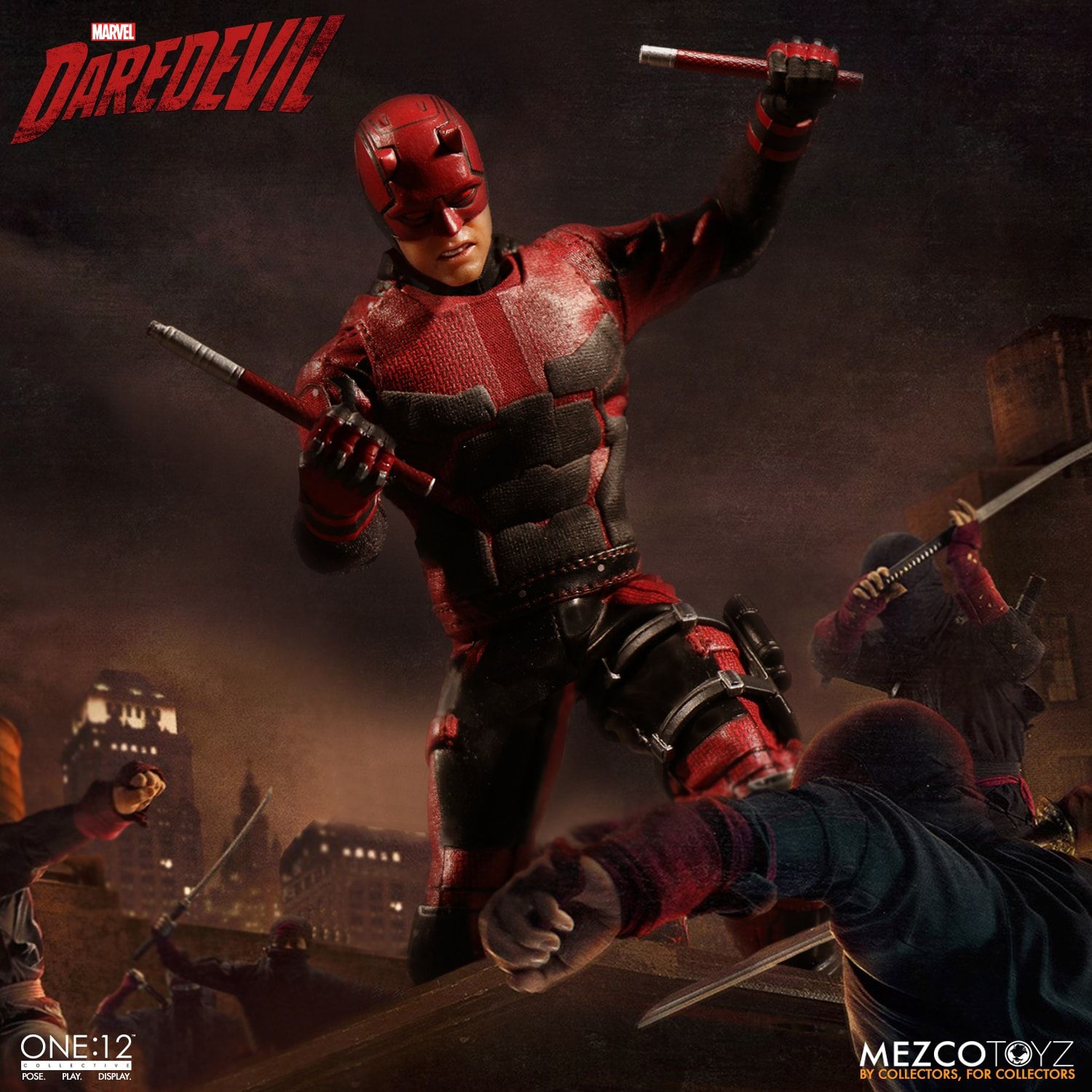 Mezco Toyz One:12 Collective Marvel Comics Daredevil 1/12 Scale Action Figure - Premium Collectible Superhero Toy for Display & Play - Perfect for Marvel Fans & Collectors