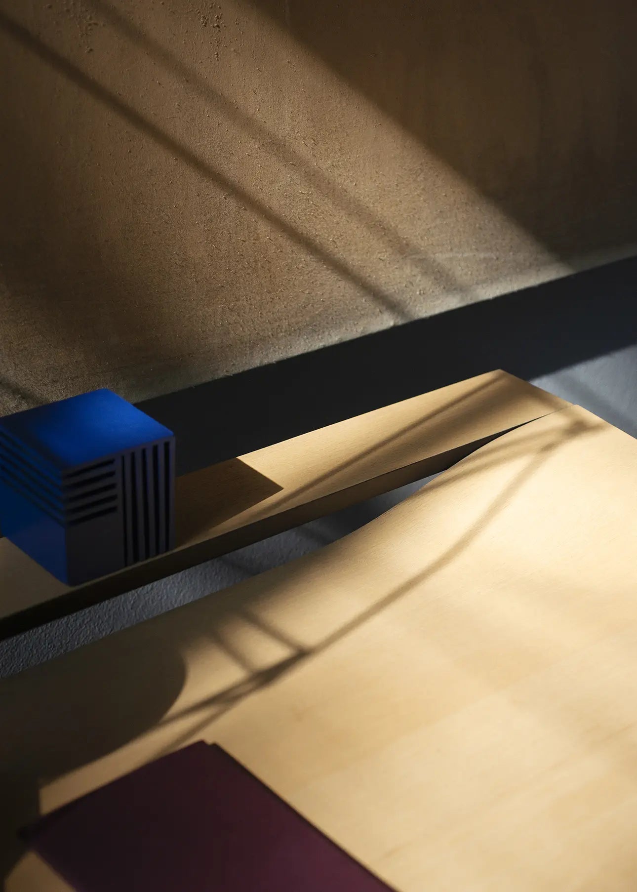Bross Cut Desk - Modern & Stylish Home Office Desk for Small Spaces | Perfect for Remote Work, Study & Writing