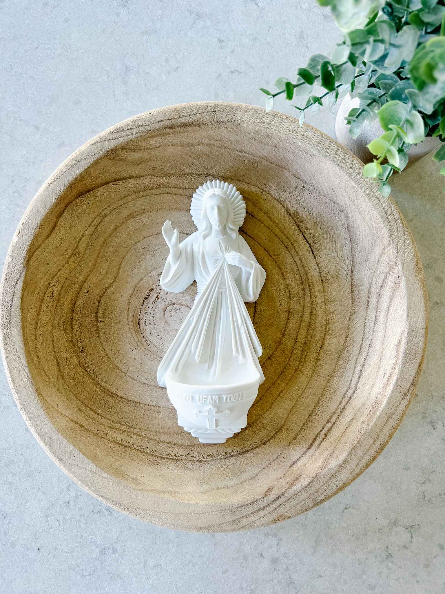 Divine Mercy Holy Water Font - Religious Home Altar Decor for Catholic Prayer & Blessings - Perfect for Home, Church, and Sacred Spaces