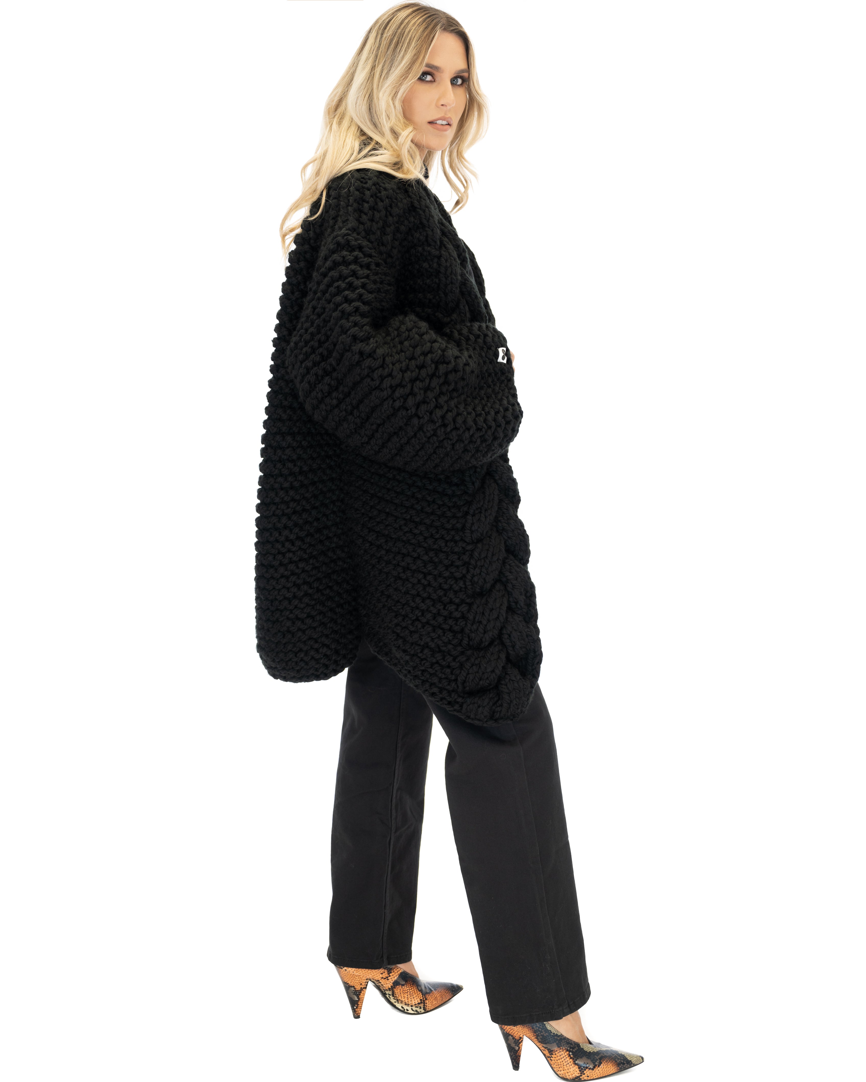 Women's Cable Knit Coat - Soft Wool Winter Jacket for Ladies - Perfect for Cold Weather, Office Wear & Casual Outfits