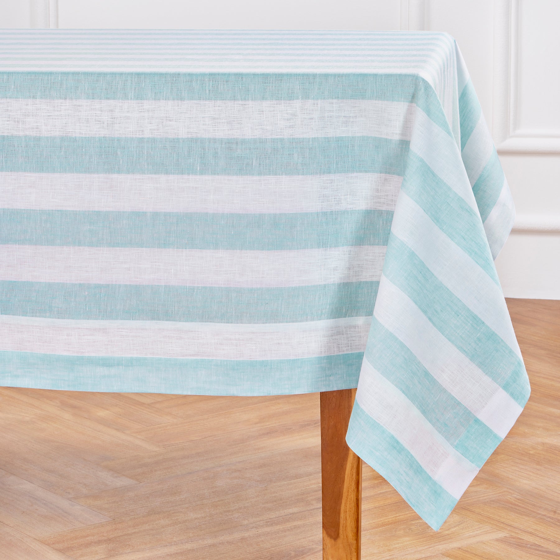 Stylish Cabana Stripe Tablecloth - Waterproof & Wrinkle-Resistant Rectangular Table Cover for Outdoor Dining, Picnics, and Party Decor