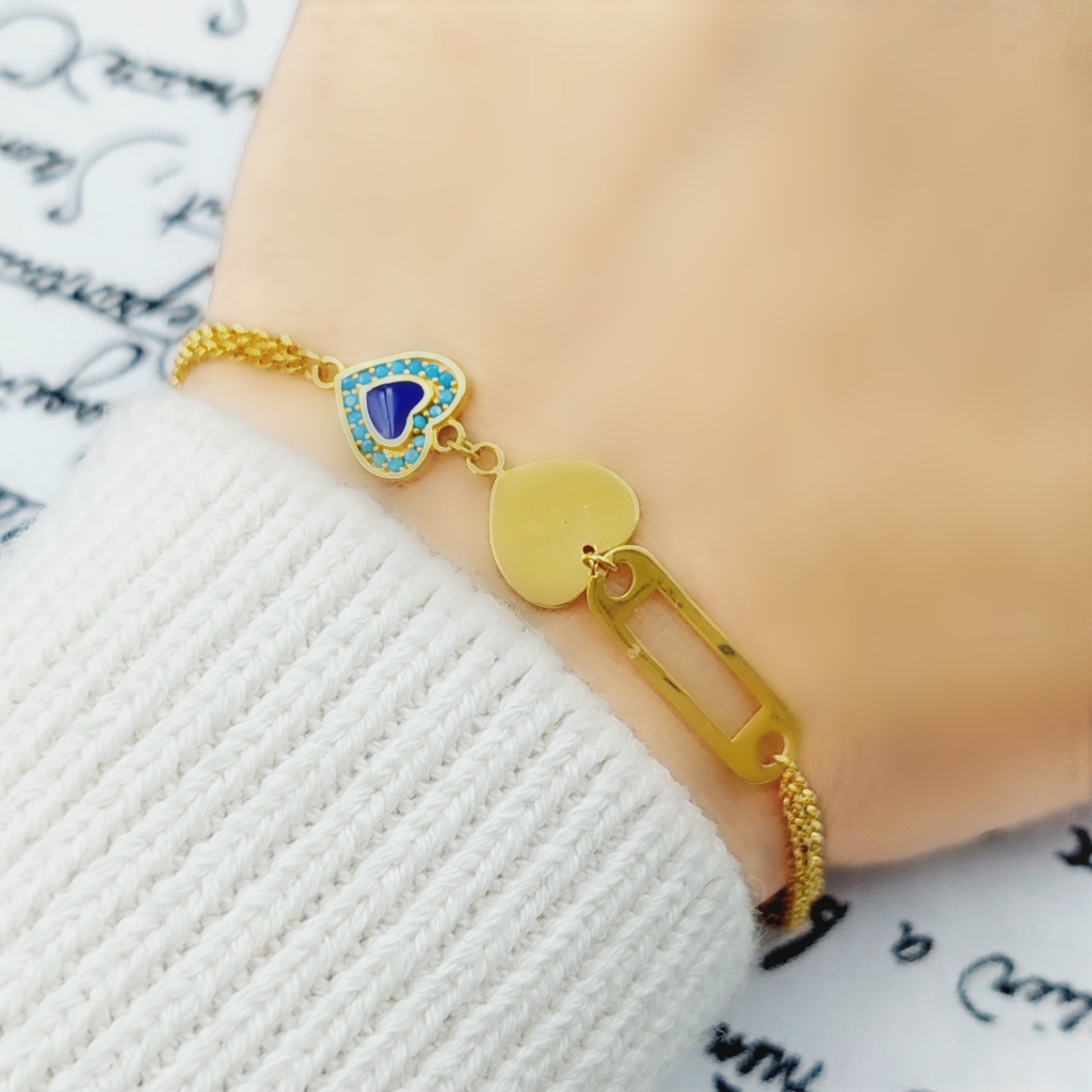 Enamel Heart Bracelet for Women - Elegant & Dainty Jewelry Gift for Her - Perfect for Valentine's Day, Anniversary & Romantic Occasions
