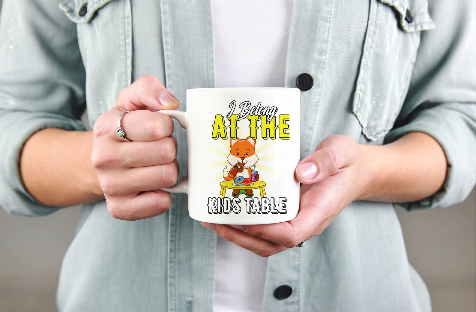 Funny Coffee Mug 'I Belong At the Kids Table' - Insulated Ceramic Cup for Office, Home & Gifts (847415) - Perfect for Coffee Lovers, Tea Drinkers & Humor Fans