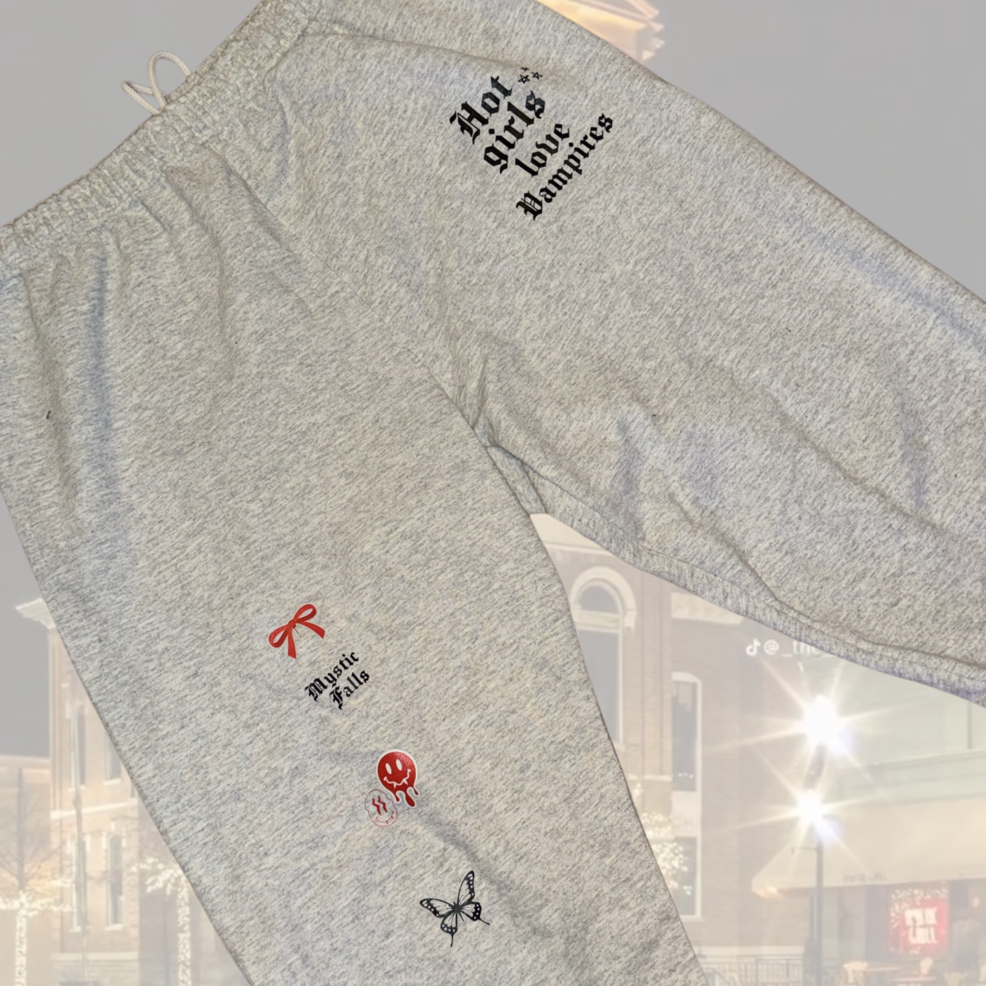 Hot Girls Love Vamps Sweatpants - Trendy Women's Joggers for Casual Wear & Gym - Perfect for Lounge, Workouts & Street Style
