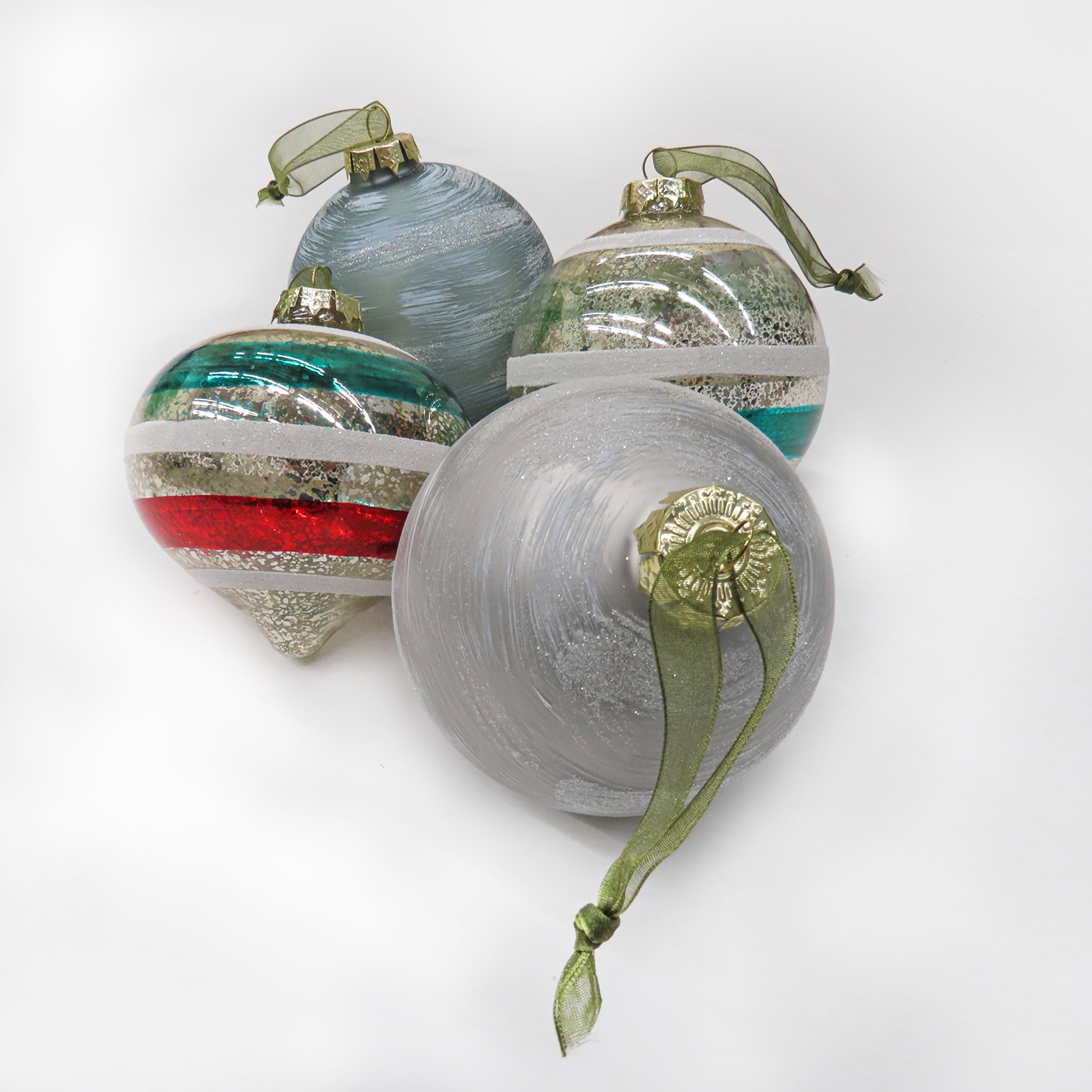24-Piece HGTV Home Collection Nostalgic Traditions Christmas Ornaments - Perfect for Holiday Tree Decorating and Festive Home Décor