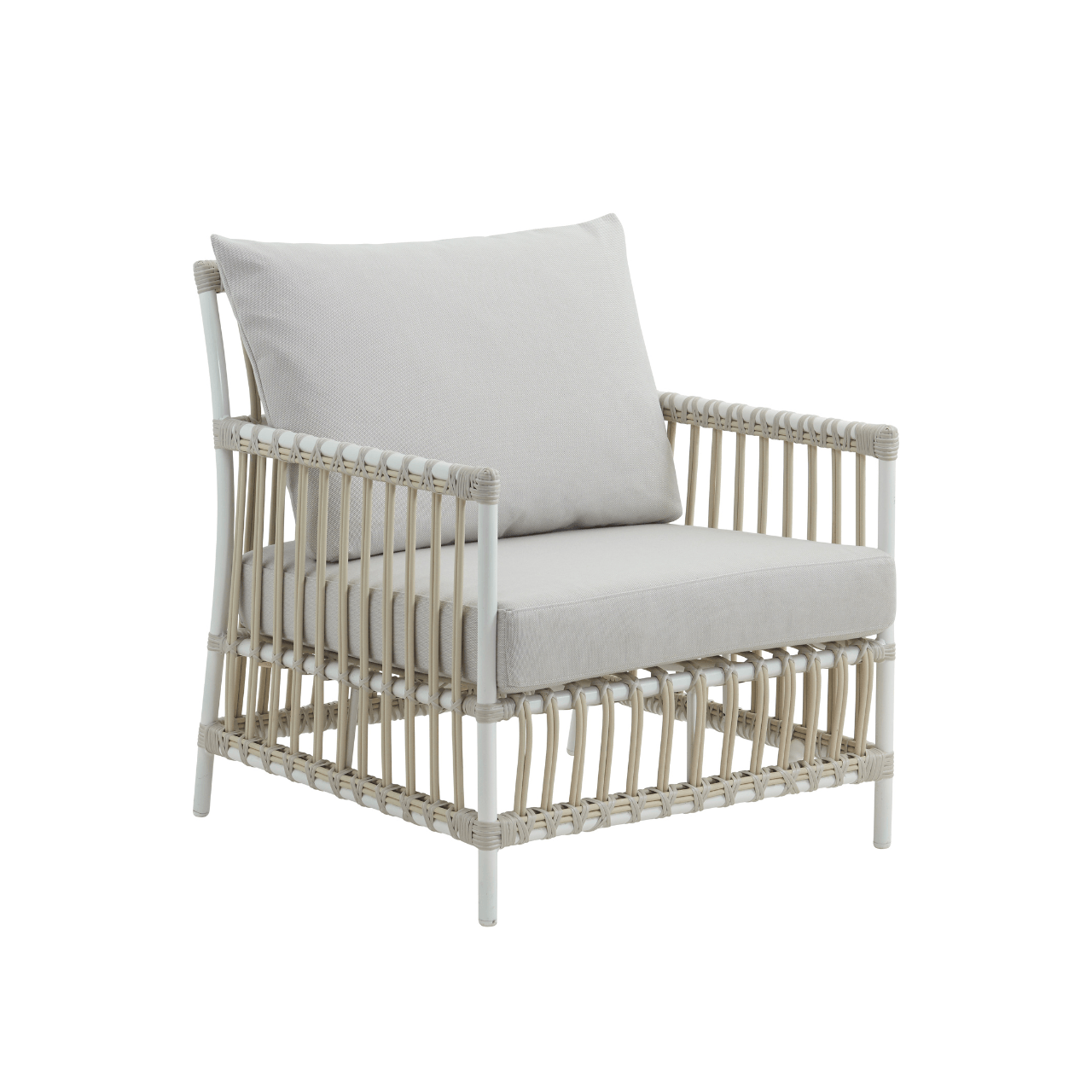 Premium Caroline Outdoor Lounge Chair - Weather-Resistant Patio Furniture for Relaxing in Garden, Poolside & Backyard - Comfortable & Durable Design