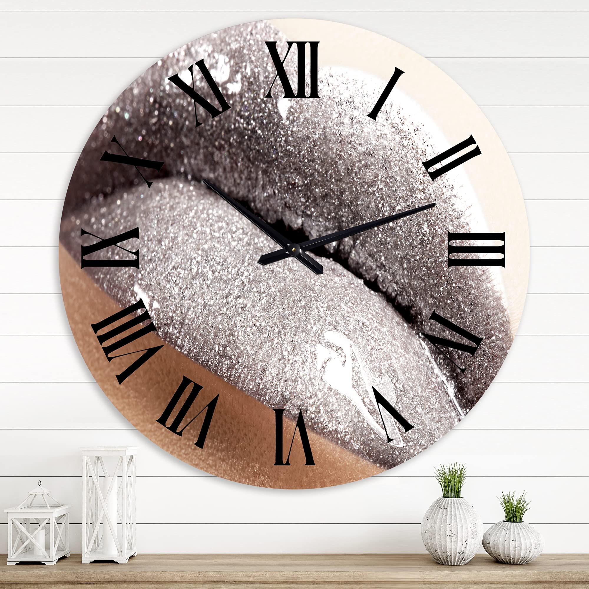 DesignQ Modern Large Wall Clock - Close Up of Woman Lips with Glittering Silver - Elegant Living Room Decor for Home & Office - Perfect for Bedroom, Dining Area, and Modern Interior Design