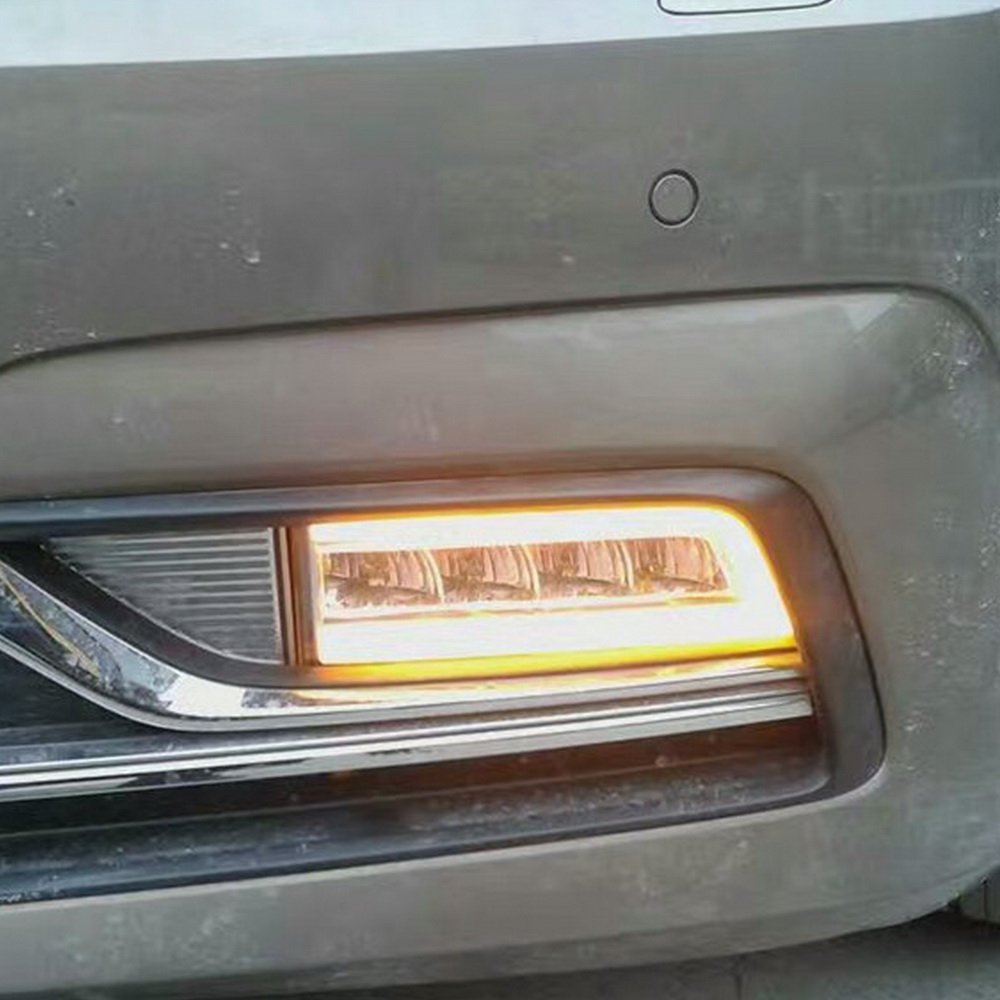 Volkswagen Passat 2016-2017 LED Daytime Running Lights (DRL) with Yellow Turn Signal - Durable Fog Lamps for Enhanced Visibility & Safety - Perfect for Night Driving and Low Visibility Conditions