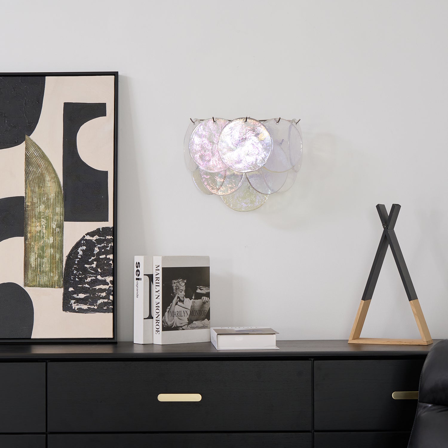 Lunaria Disc Wall Light - Modern LED Wall Sconce for Bedroom, Living Room & Hallway - Dimmable Round Fixture with Warm White Light - Perfect for Ambient Lighting and Home Decor