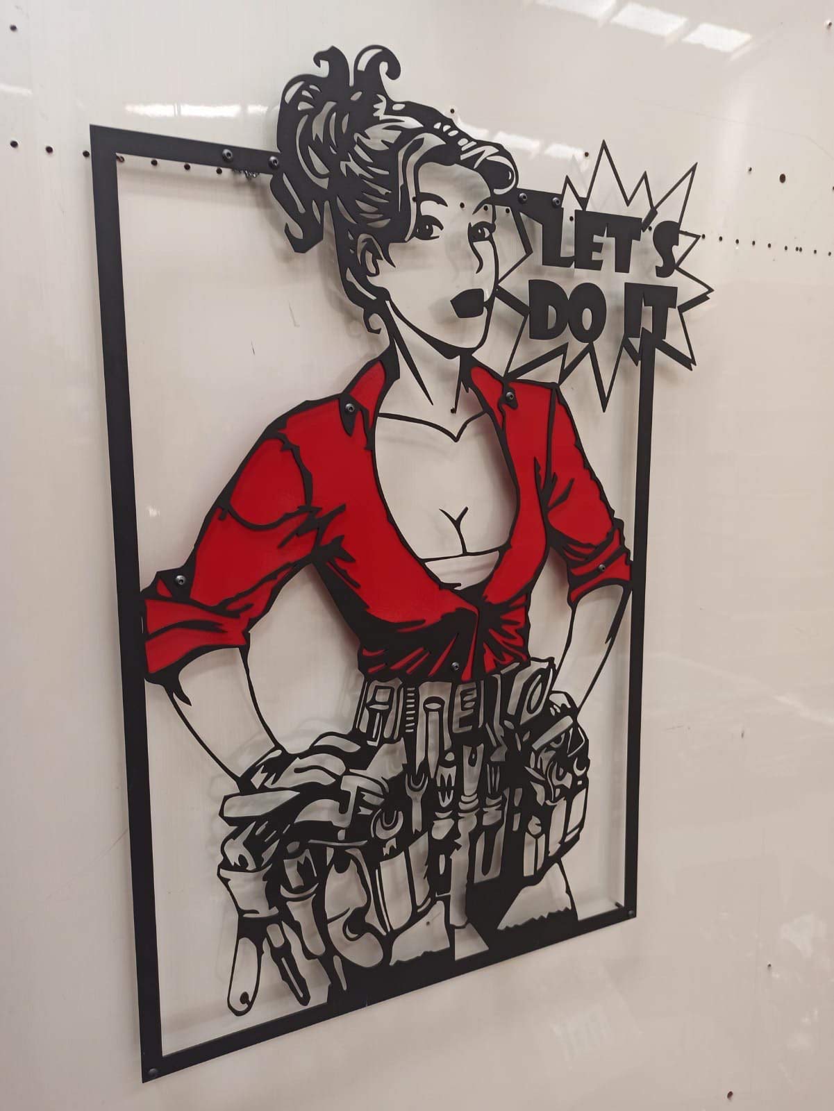 Repair Woman Metal Wall Art - Home Decor for Living Room, Kitchen, Bedroom