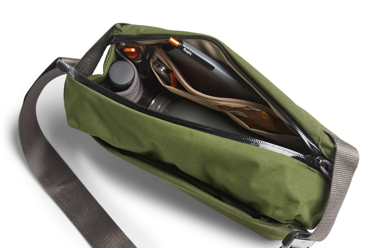 Bellroy Venture Sling 6L - Premium Crossbody Sling Bag for Men & Women - Water-Resistant Travel & Everyday Carry Backpack - Perfect for Hiking, Commuting & Urban Adventures