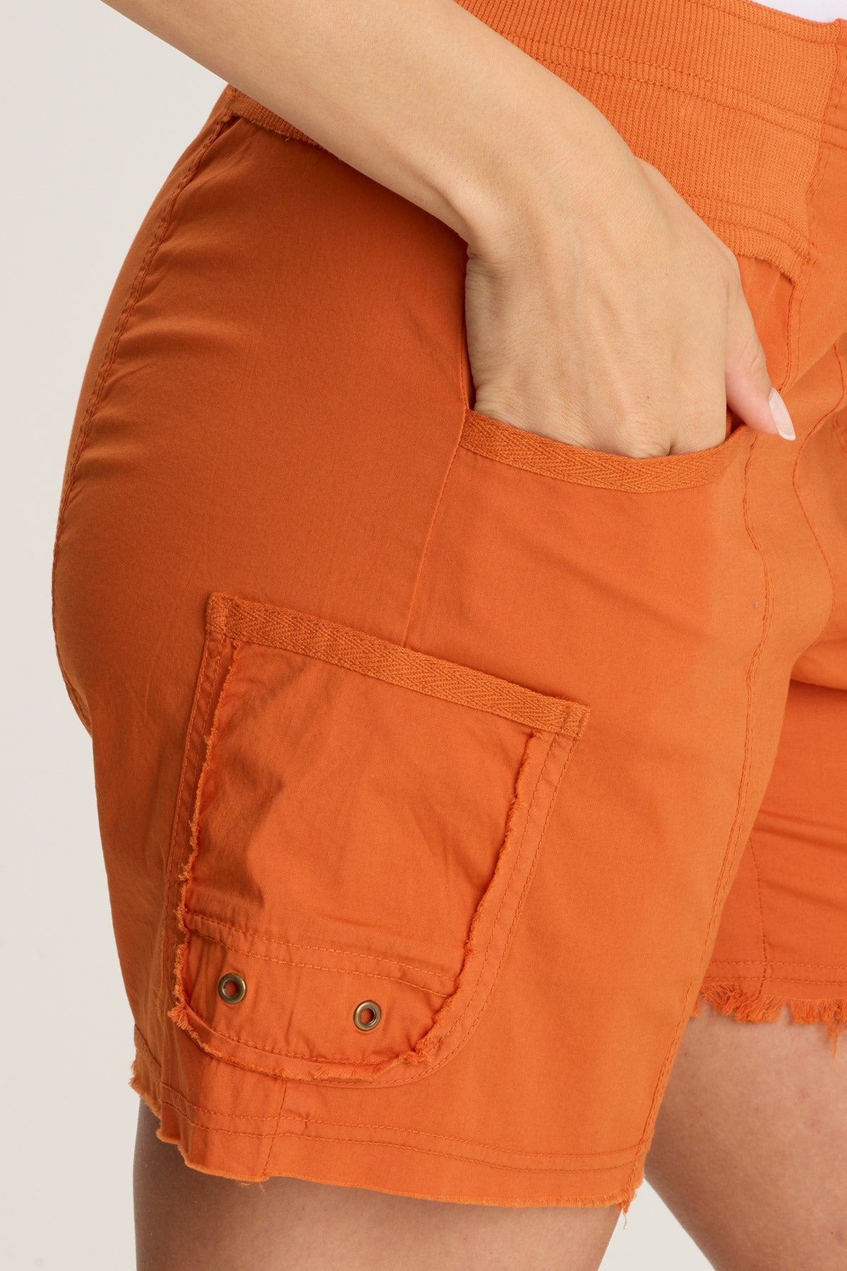 Women's Stylish Erna Poplin Multi-Pocket Shorts - Comfortable & Trendy for Summer Outfits, Travel, and Casual Wear